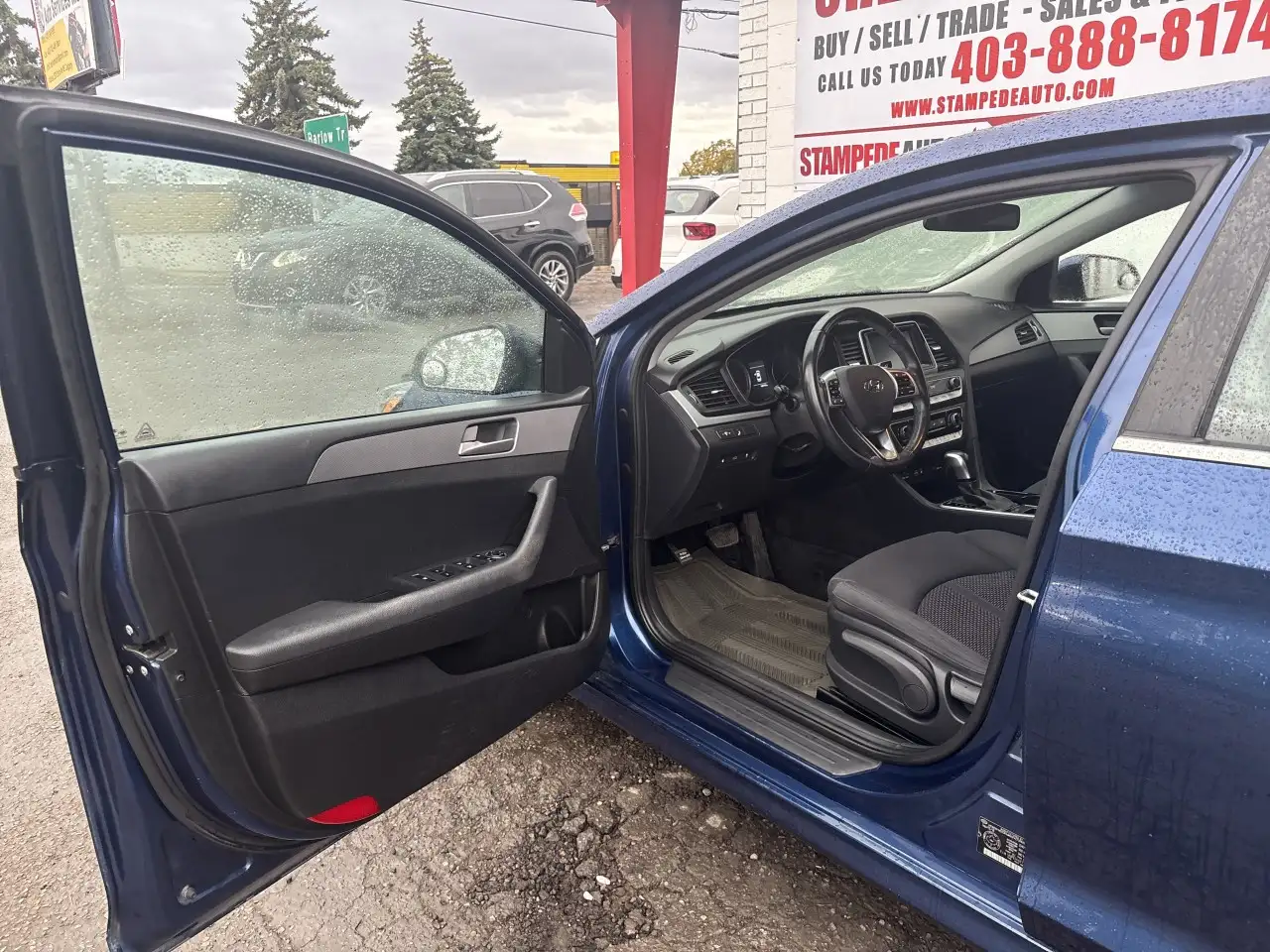 Hyundai SONATA снимка Hyundai SONATA