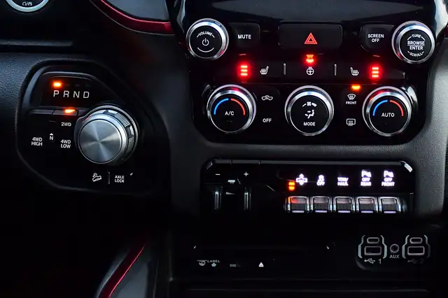 Ram 1500 view 18