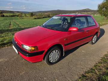 323 1.6i 16V GLX