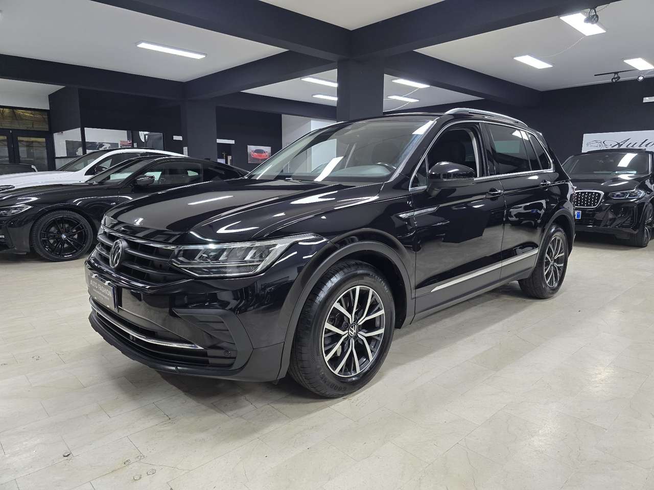 Volkswagen Tiguan Tiguan II 2021 2.0 tdi Life 150cv dsg