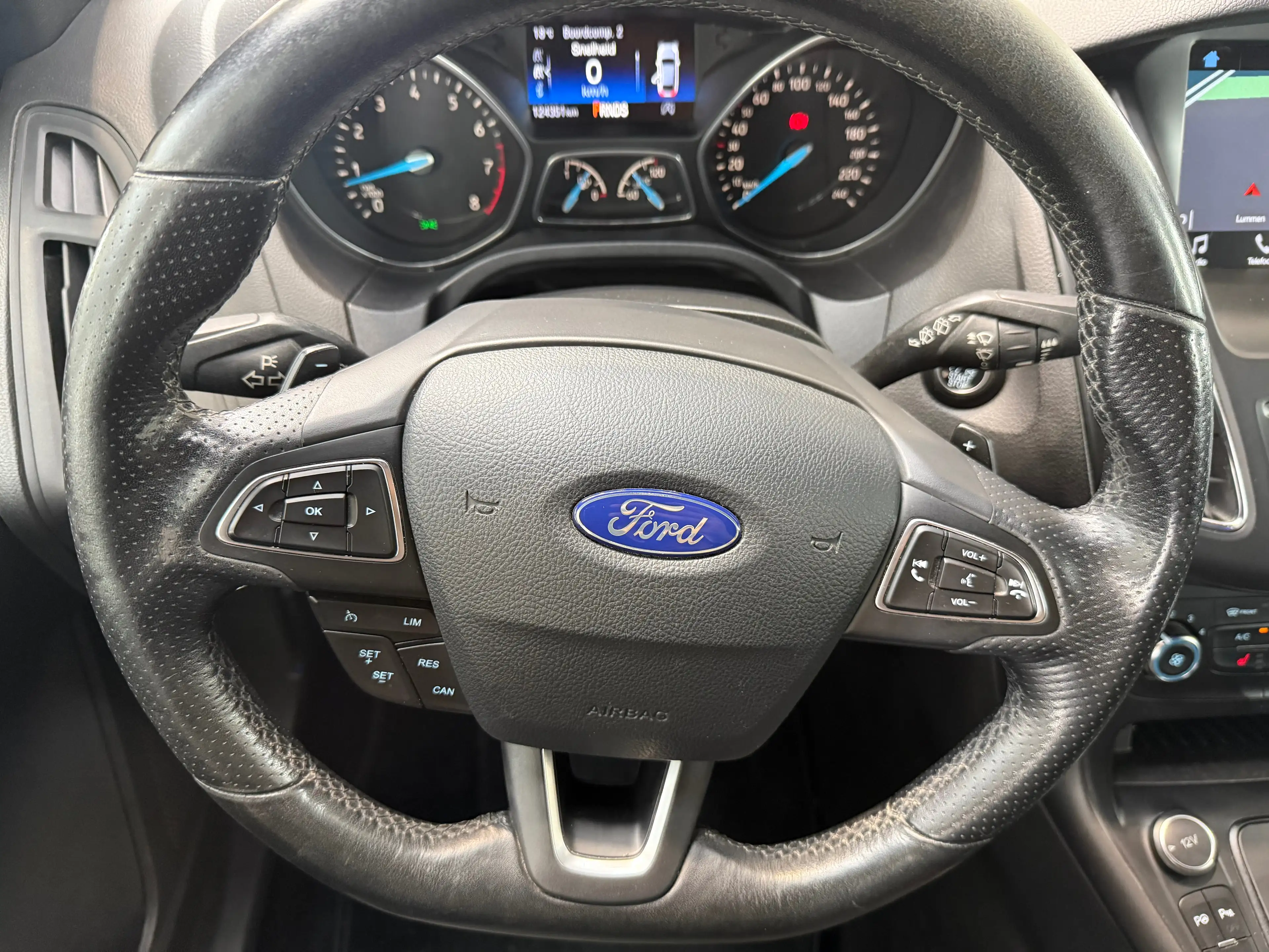 Ford Focus 1.5 ST Line/CAMERA/CARPLAY/SFEER/GARANTIE — photo 9