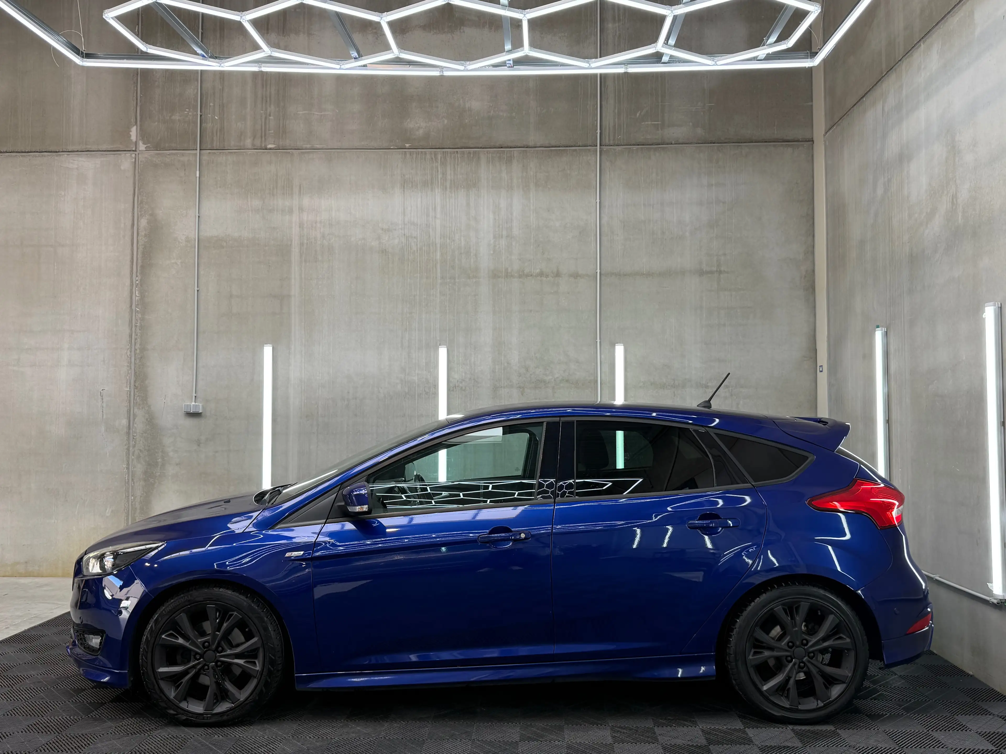 Ford Focus 1.5 ST Line/CAMERA/CARPLAY/SFEER/GARANTIE — photo 5