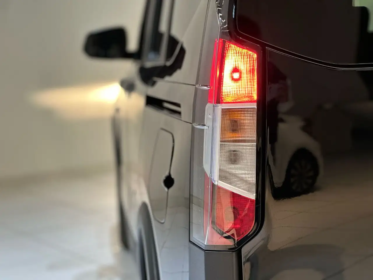 Ford Tourneo 1.0 EcoBoost Powershift Active, миниатюра 6