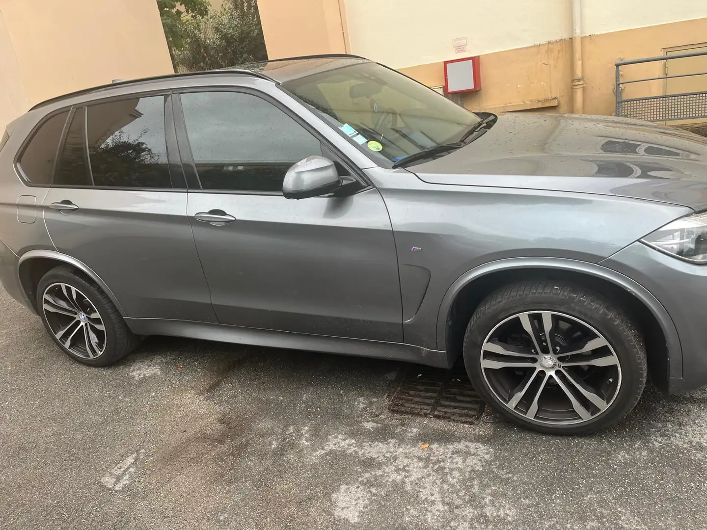 BMW X5 X5 xDrive30d 258 ch Exclusive A Gris - 2