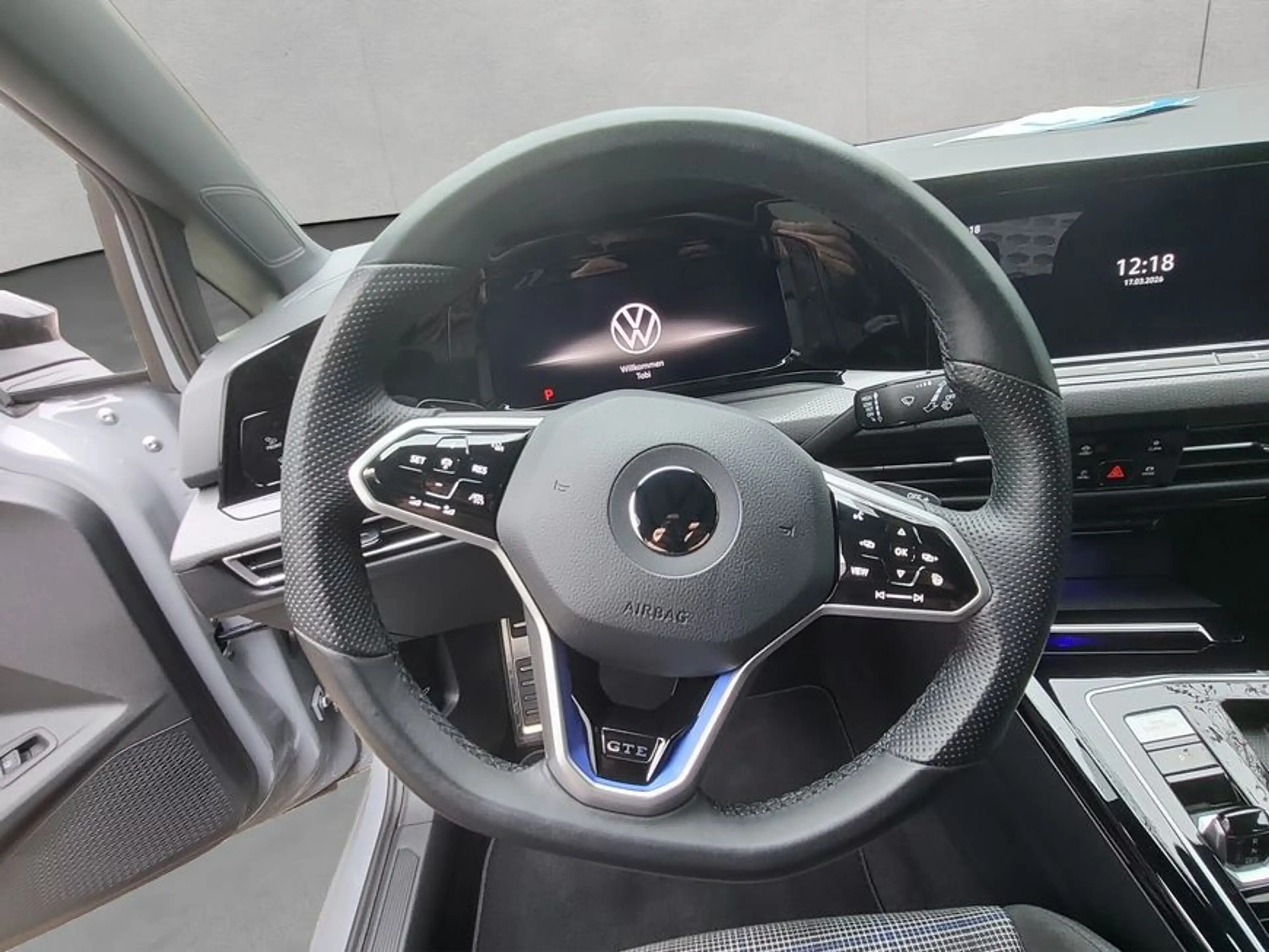 Volkswagen Golf VIII GTE 1.4 TSI eHybrid DSG Black Style RF — photo 12