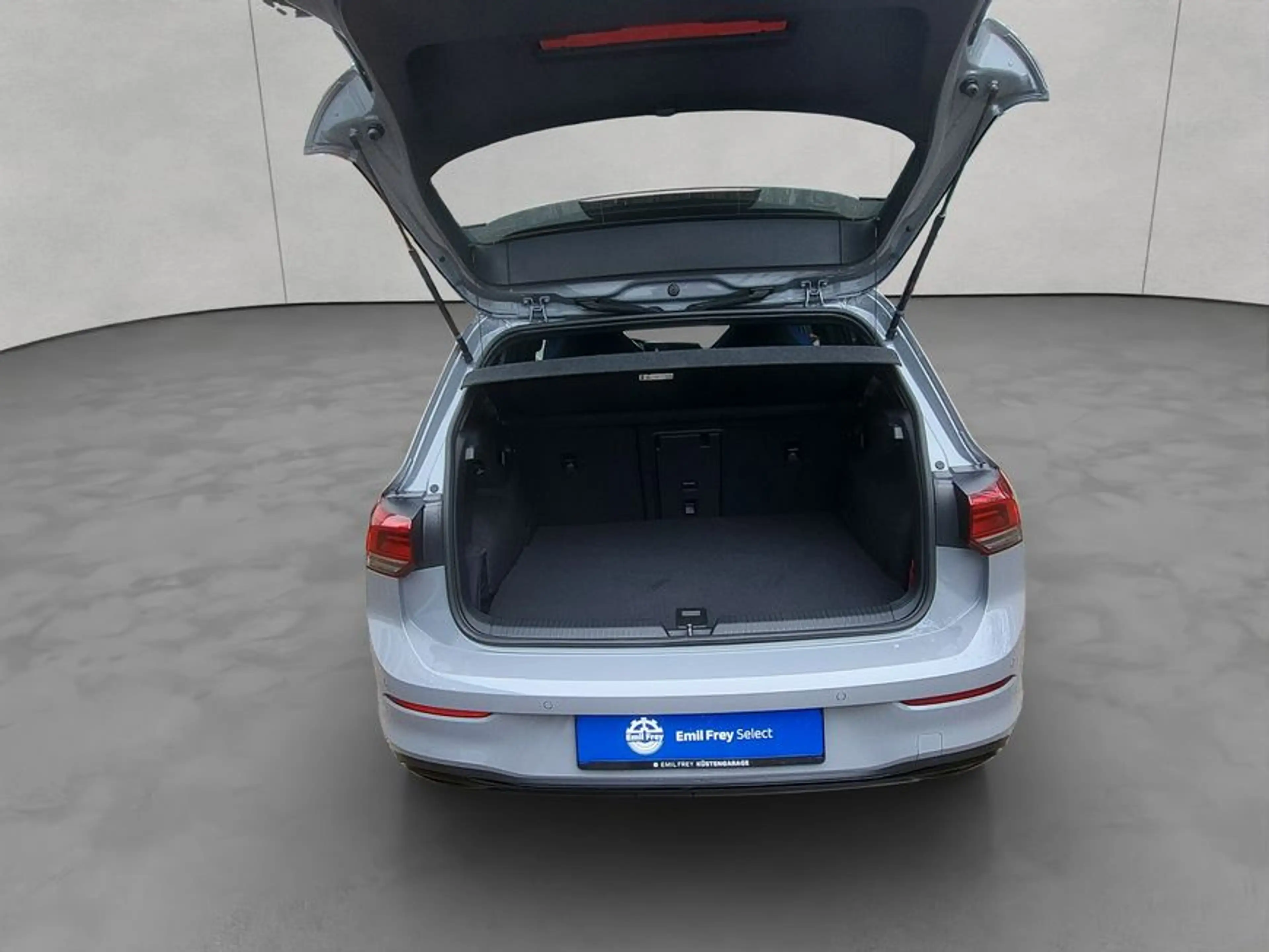 Volkswagen Golf VIII GTE 1.4 TSI eHybrid DSG Black Style RF — photo 6
