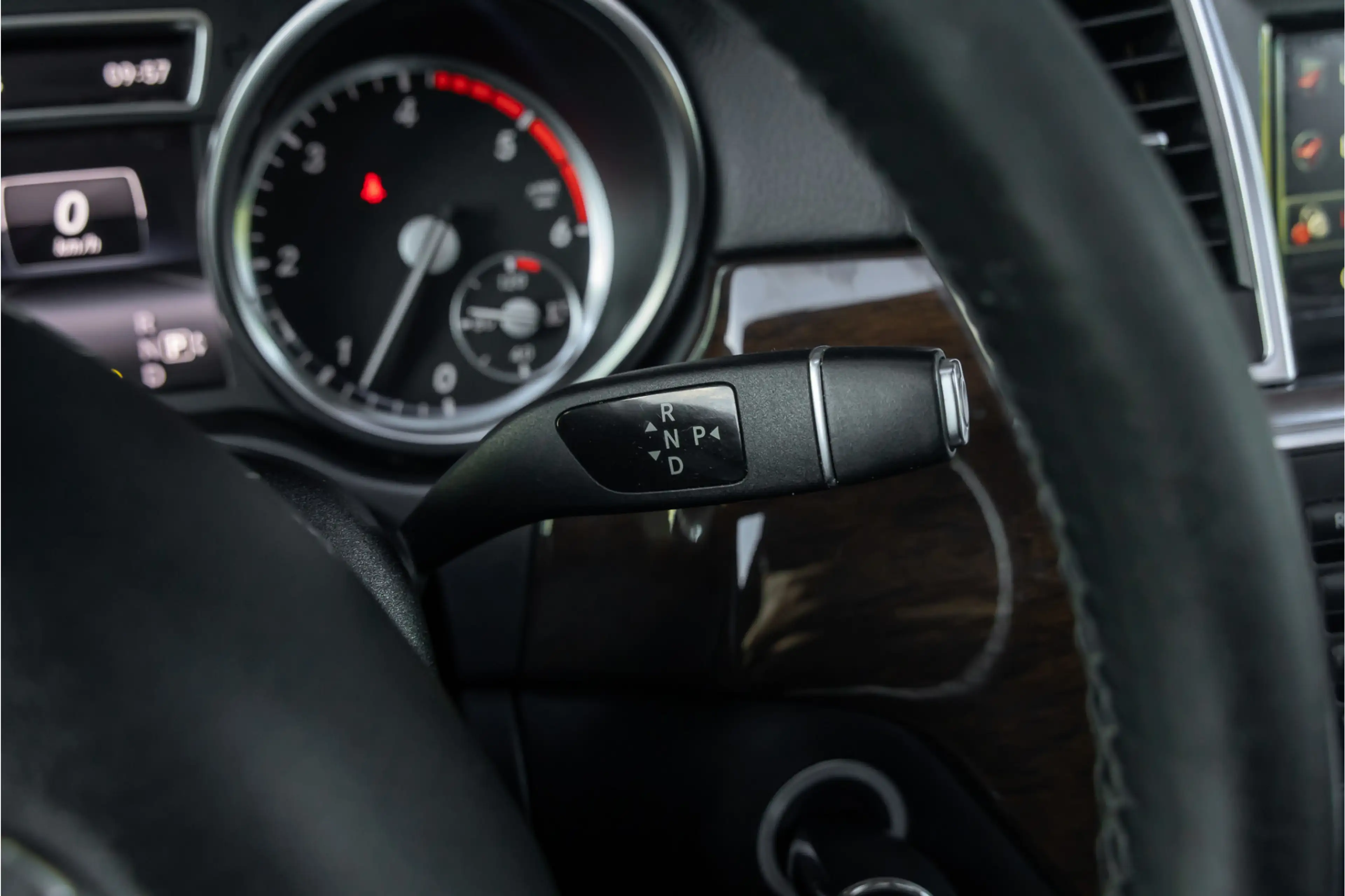 Mercedes-Benz GL 350 BlueTEC 4-Matic — photo 47