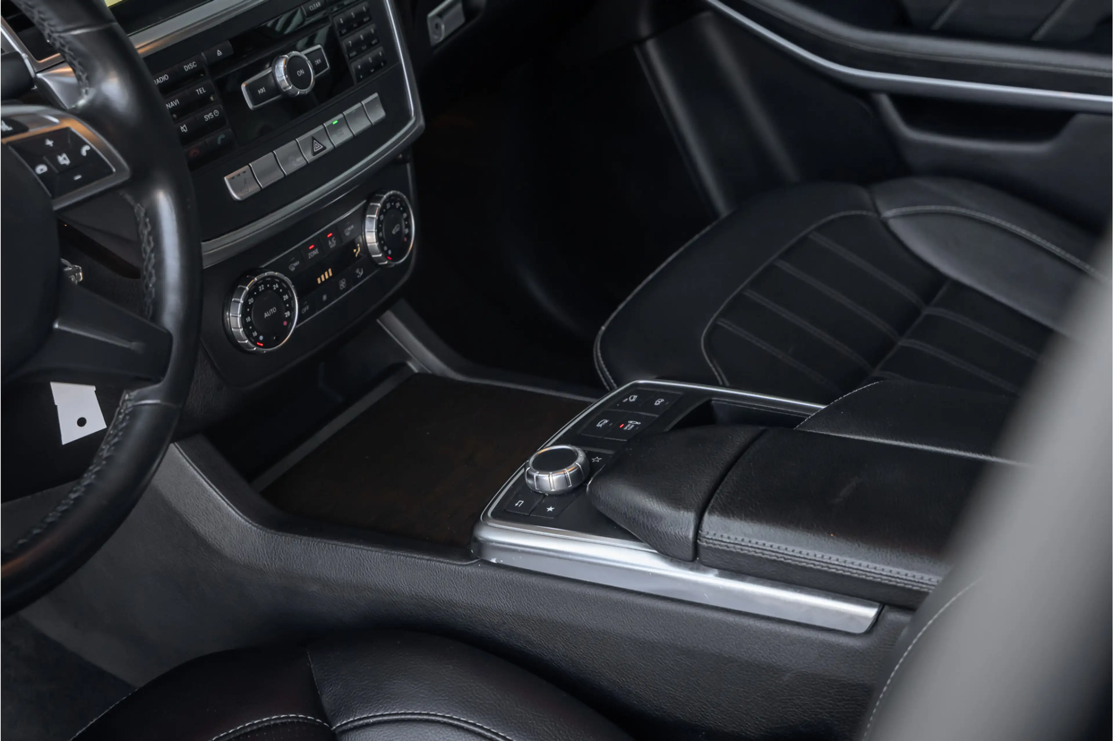 Mercedes-Benz GL 350 BlueTEC 4-Matic — photo 33