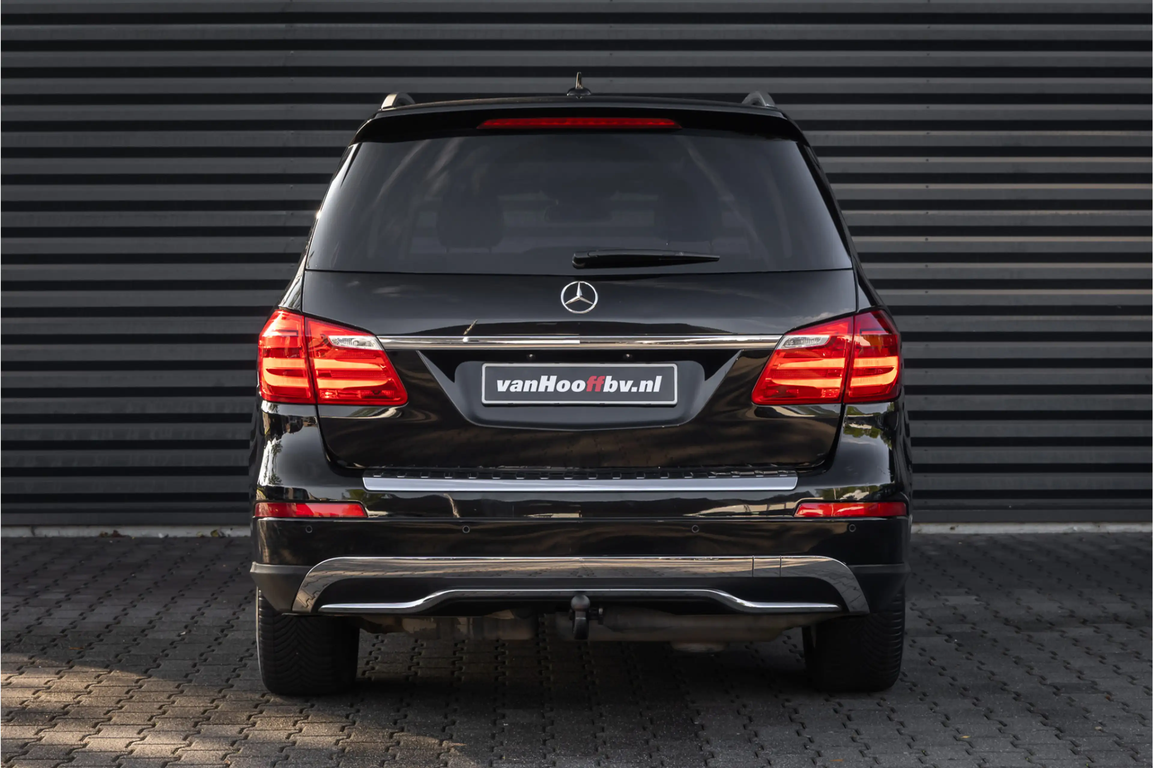 Mercedes-Benz GL 350 BlueTEC 4-Matic — photo 35