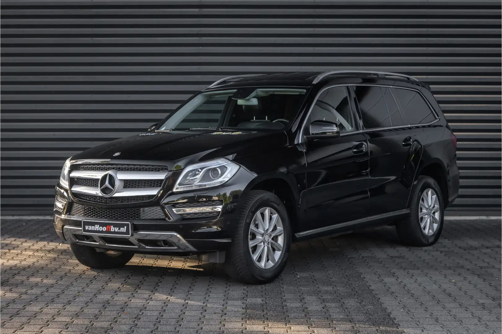 Mercedes-Benz GL 350 BlueTEC 4-Matic Schwarz - 1