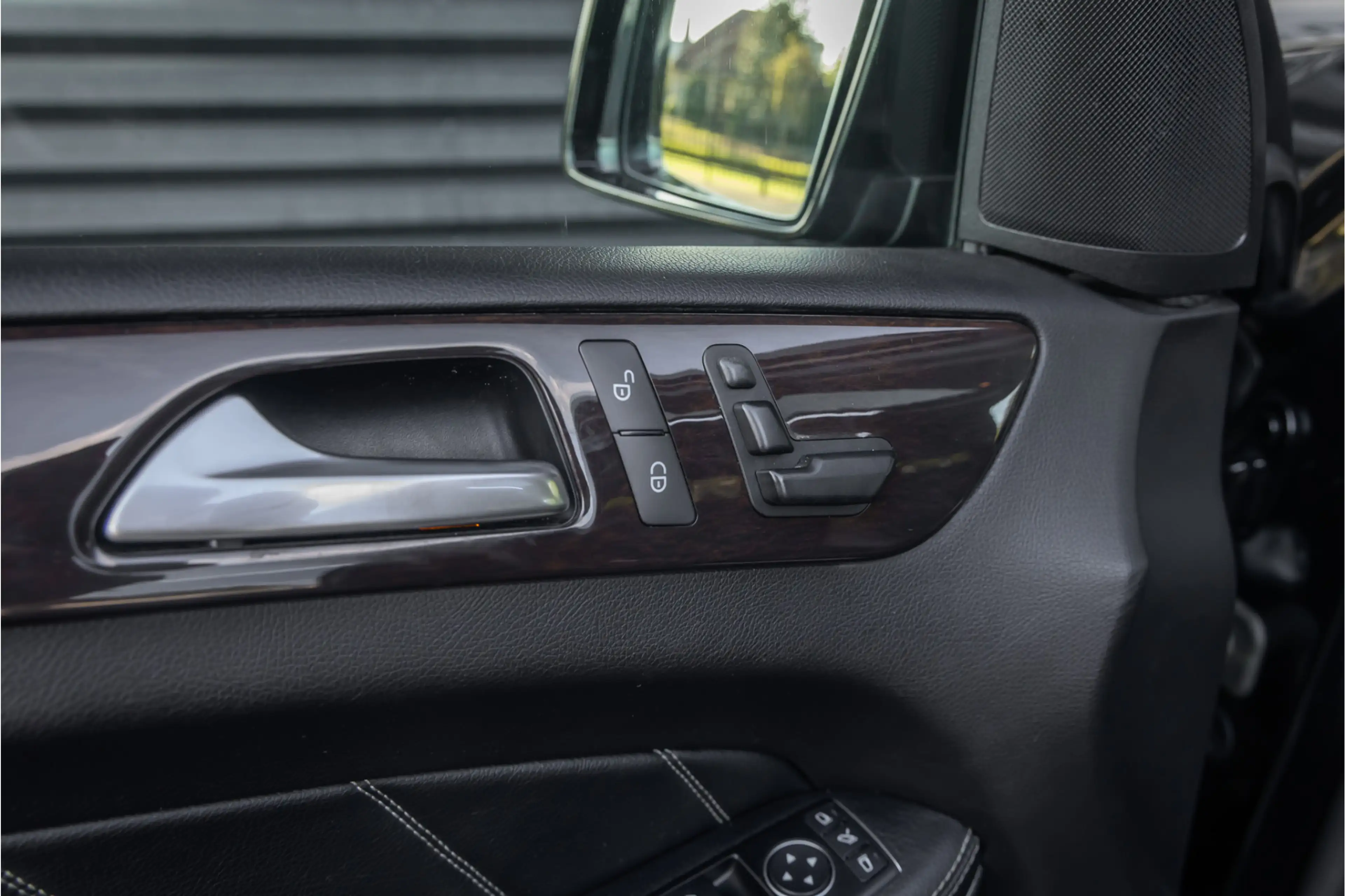 Mercedes-Benz GL 350 BlueTEC 4-Matic — photo 8