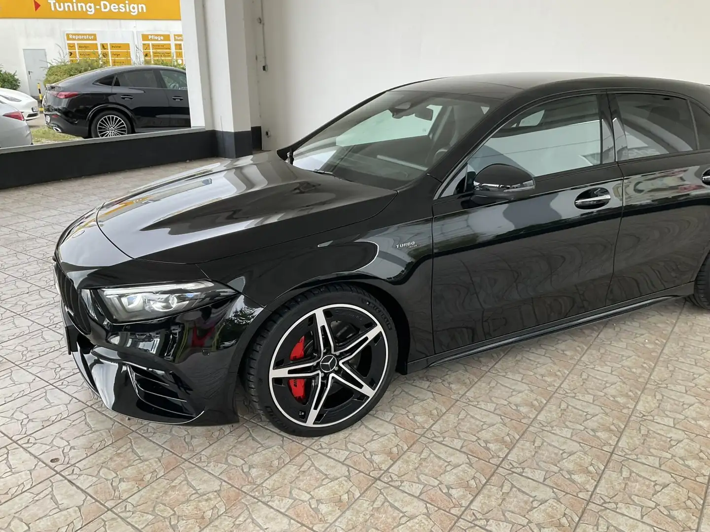 Mercedes-Benz A 45 AMG A 45 AMG S 4M Pano-Dach/Multibeam LED/Kamera/AHK Schwarz - 2