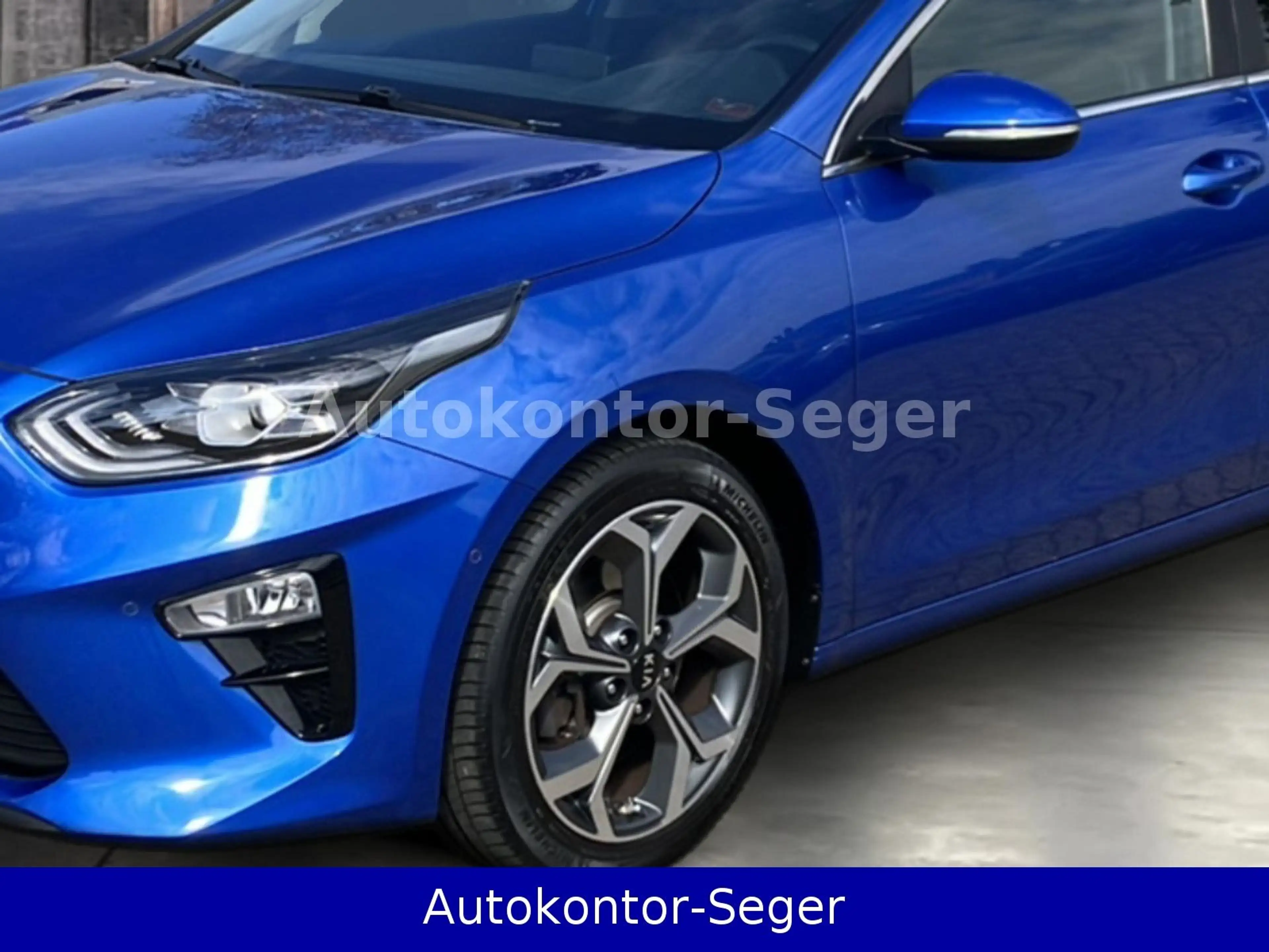 Kia Ceed / cee'd Ceed Platinum Edition — photo 11