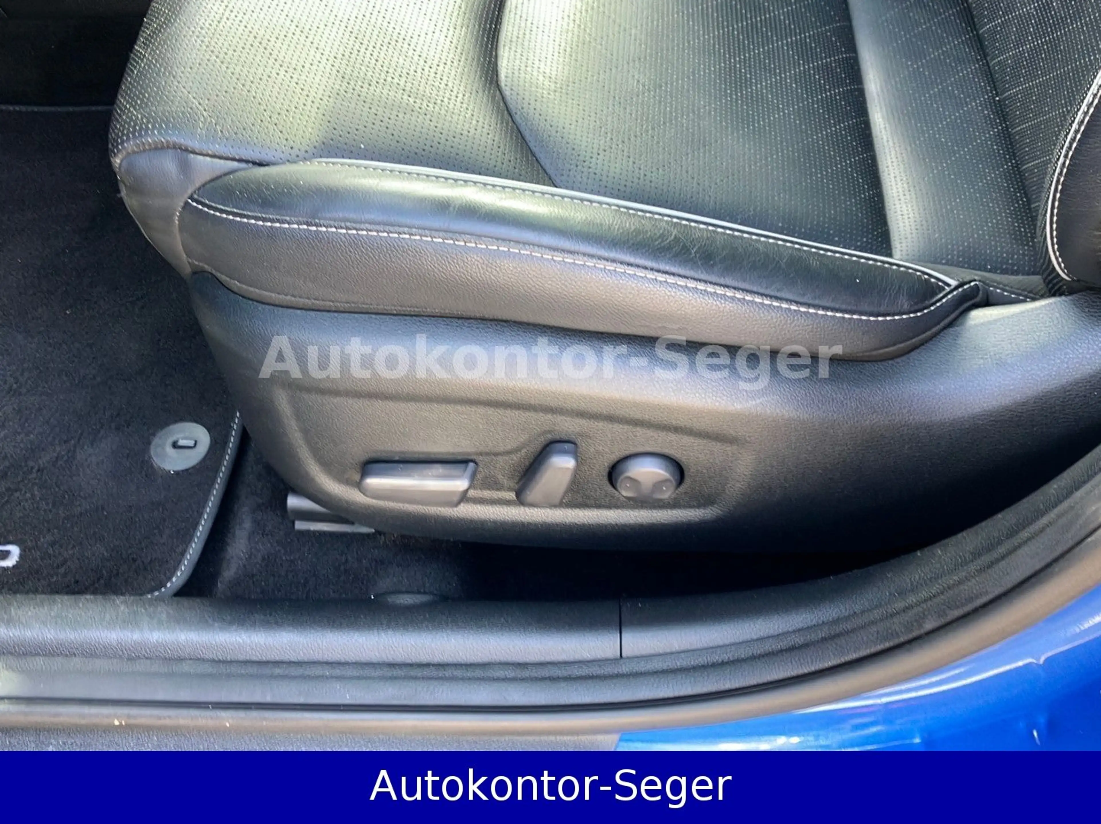 Kia Ceed / cee'd Ceed Platinum Edition — photo 14