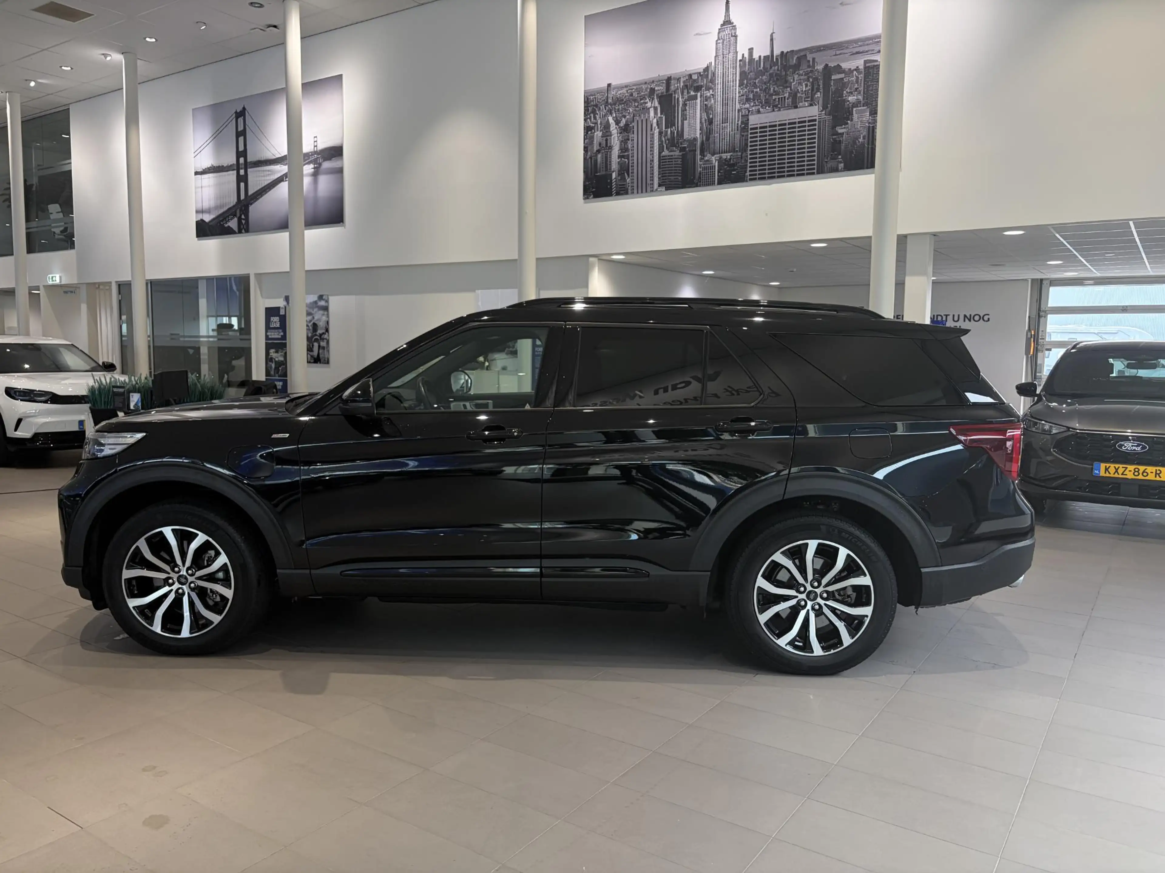 Ford Explorer 3.0 V6 EcoBoost PHEV ST-Line | TREKHAAK | ELEKTRIS — photo 2