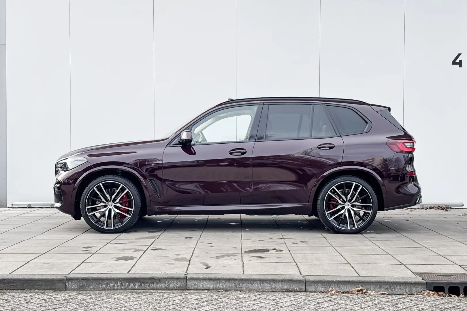 BMW X5 xDrive45e High Executive M-Sport 22 Inch / Glazen Violett - 2