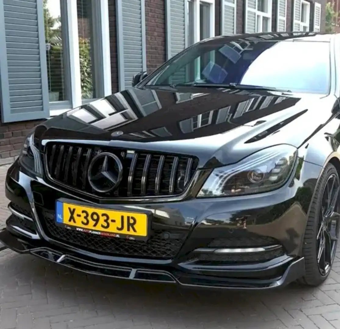 Mercedes-Benz C 180 C180 AMG Zwart - 1