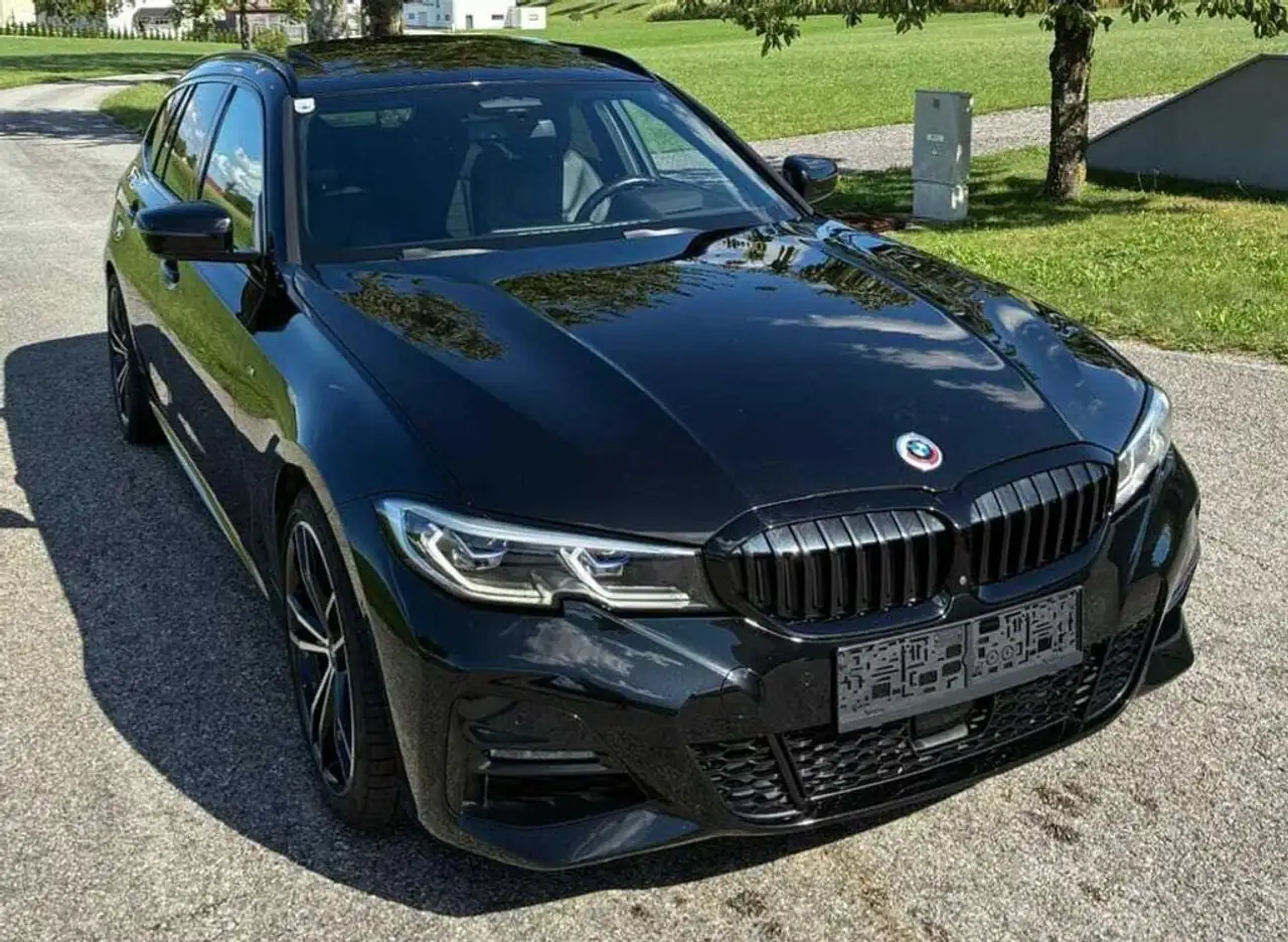 BMW 330