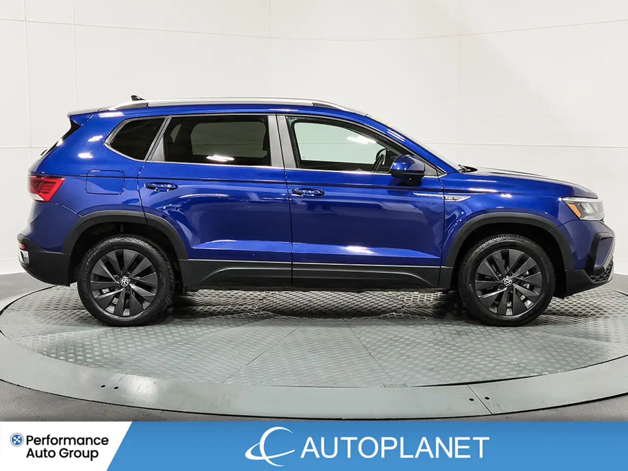 Volkswagen Taos photo Volkswagen Taos
