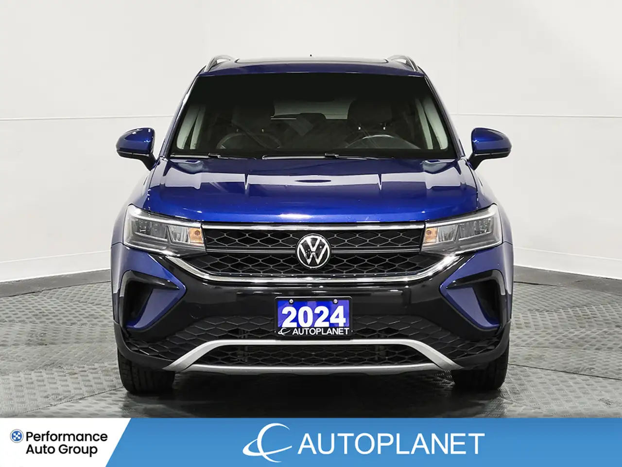 Volkswagen Taos photo Volkswagen Taos