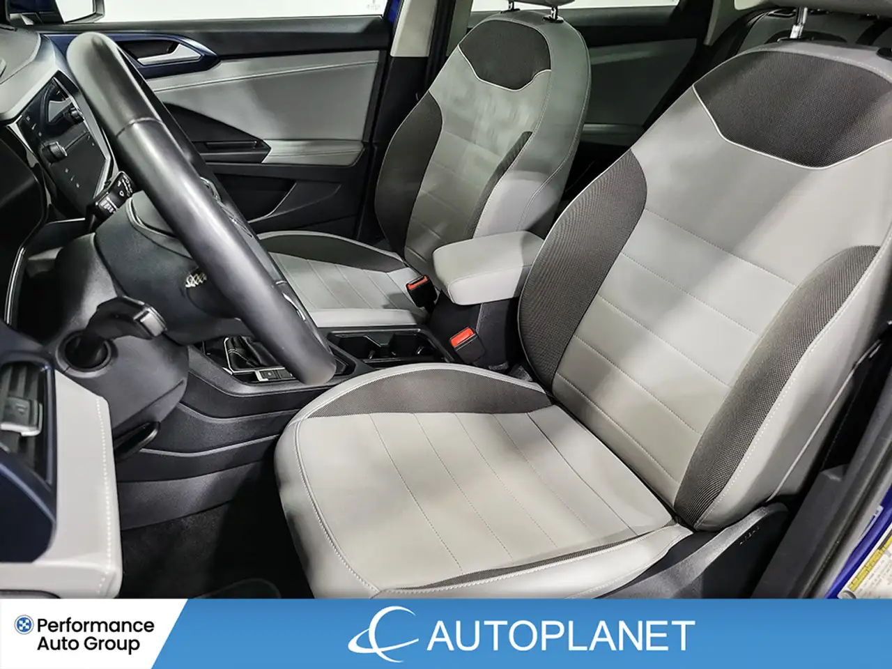 Volkswagen Taos photo Volkswagen Taos
