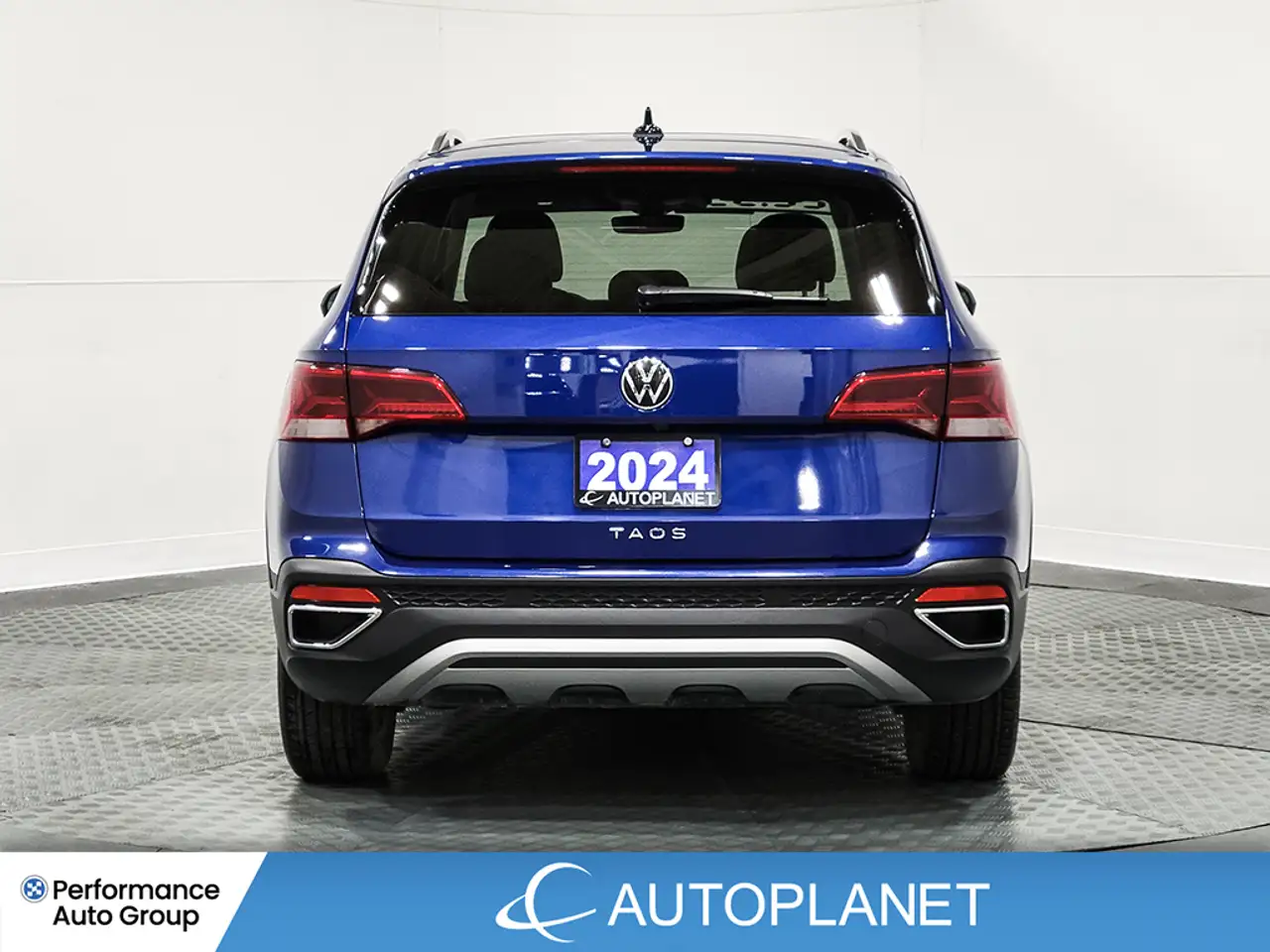 Volkswagen Taos photo Volkswagen Taos