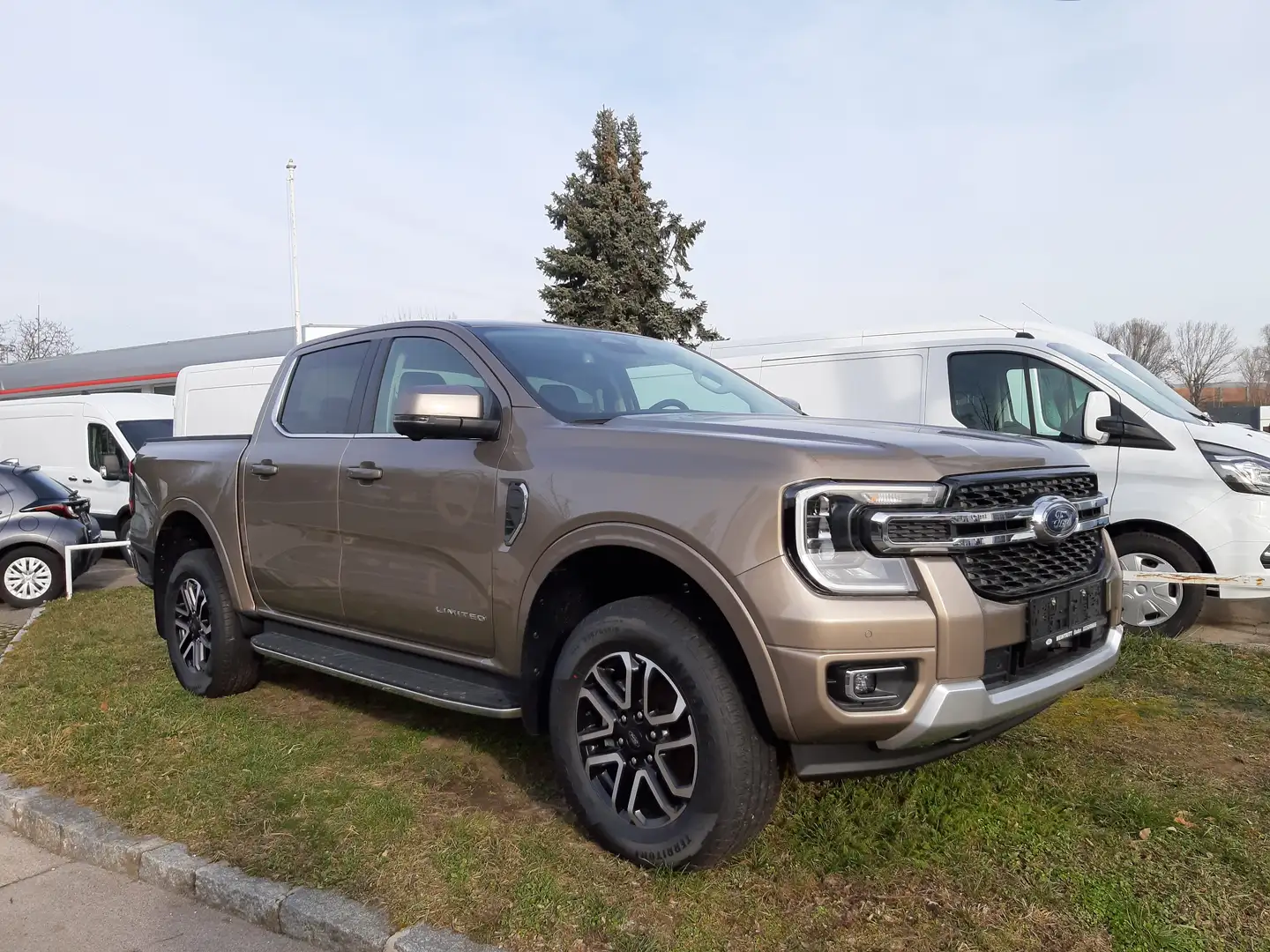 Ford Ranger Doppelkabine Limited 4x4 2,0 EcoBlue Beżowy - 2
