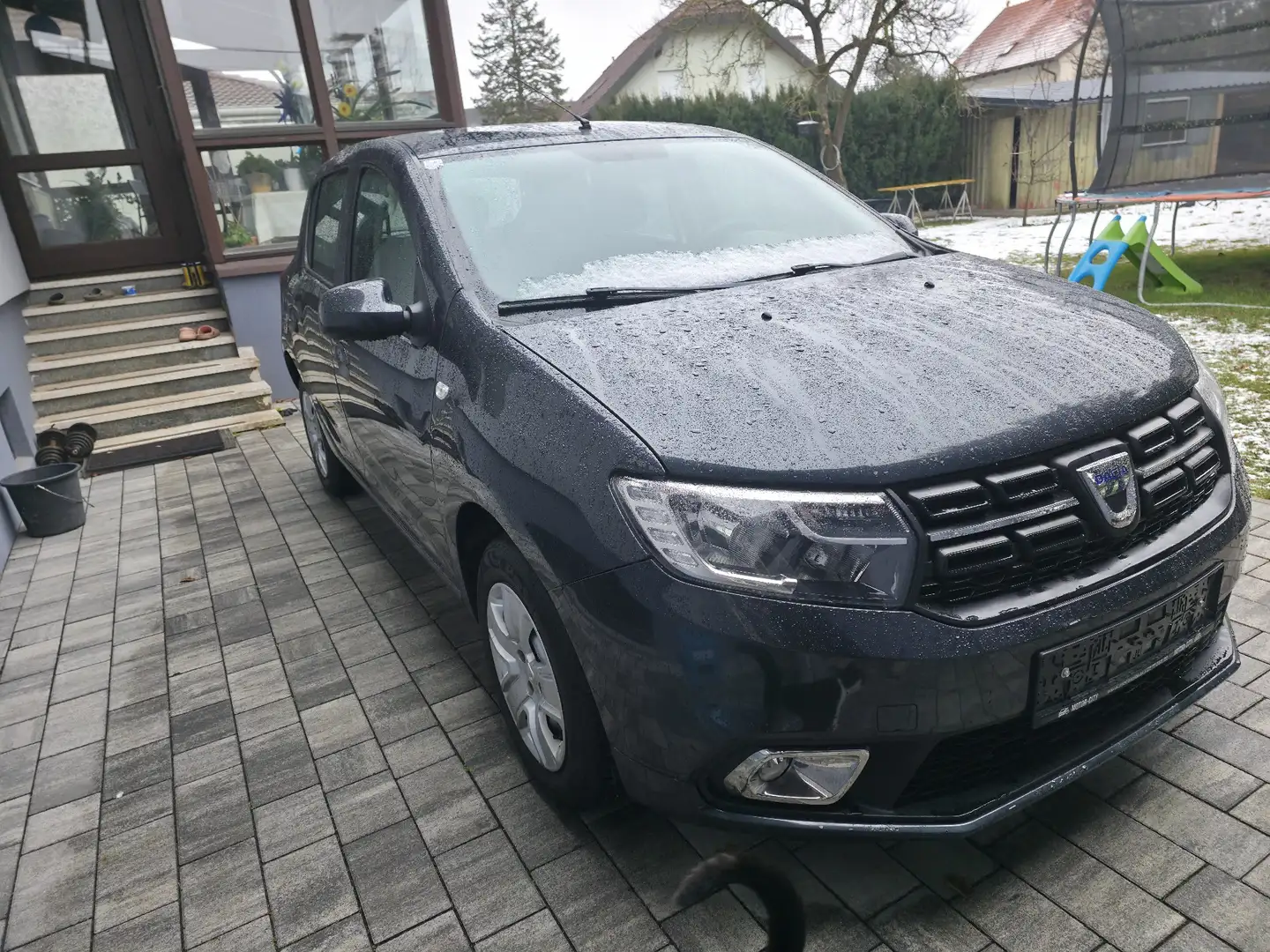 Dacia Sandero SCe 75 Essential - 2