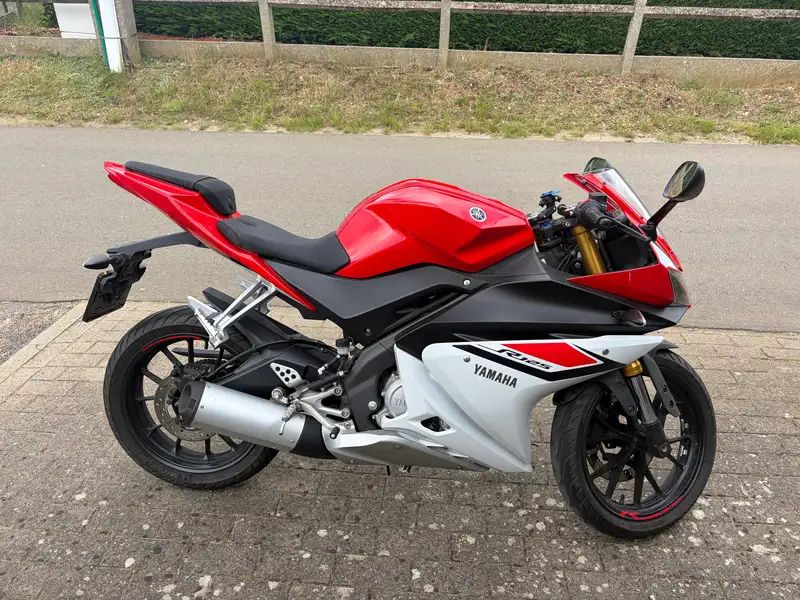 Yamaha YZF-R125 - foto 7