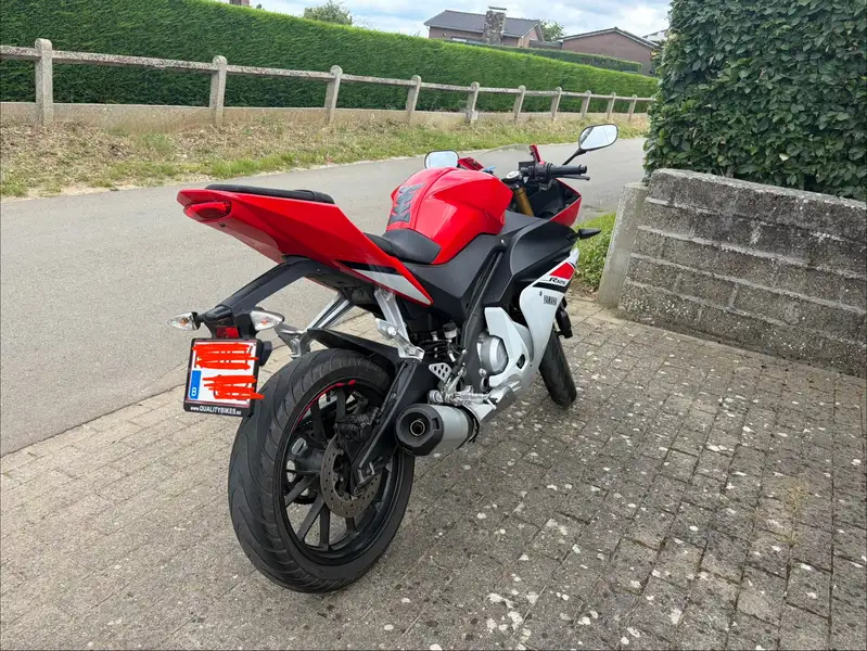 Yamaha YZF-R125 - foto 6
