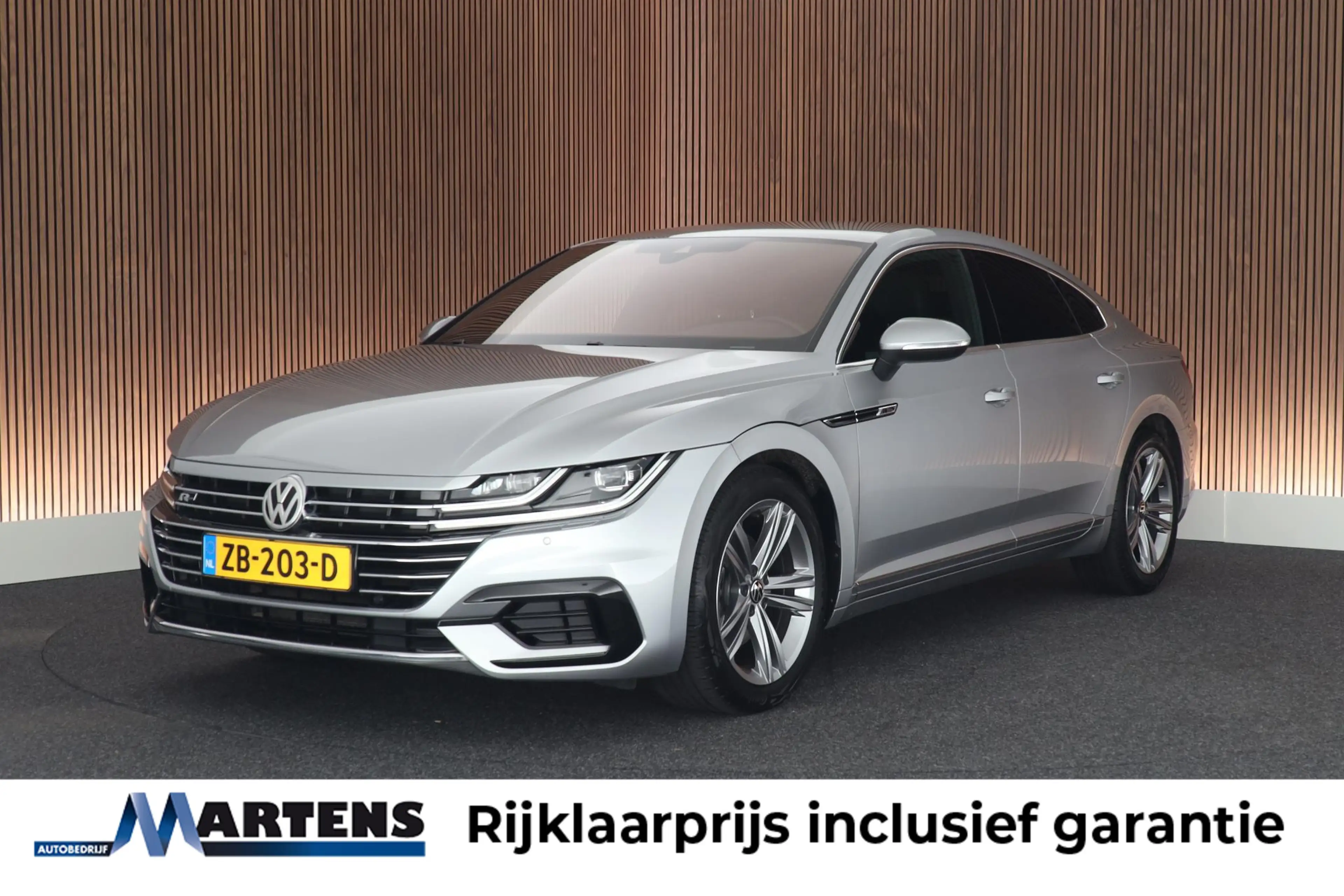 Volkswagen Arteon 1.5 TSI 150pk DSG 2x R-Line Trekhaak Stoelverwarmi