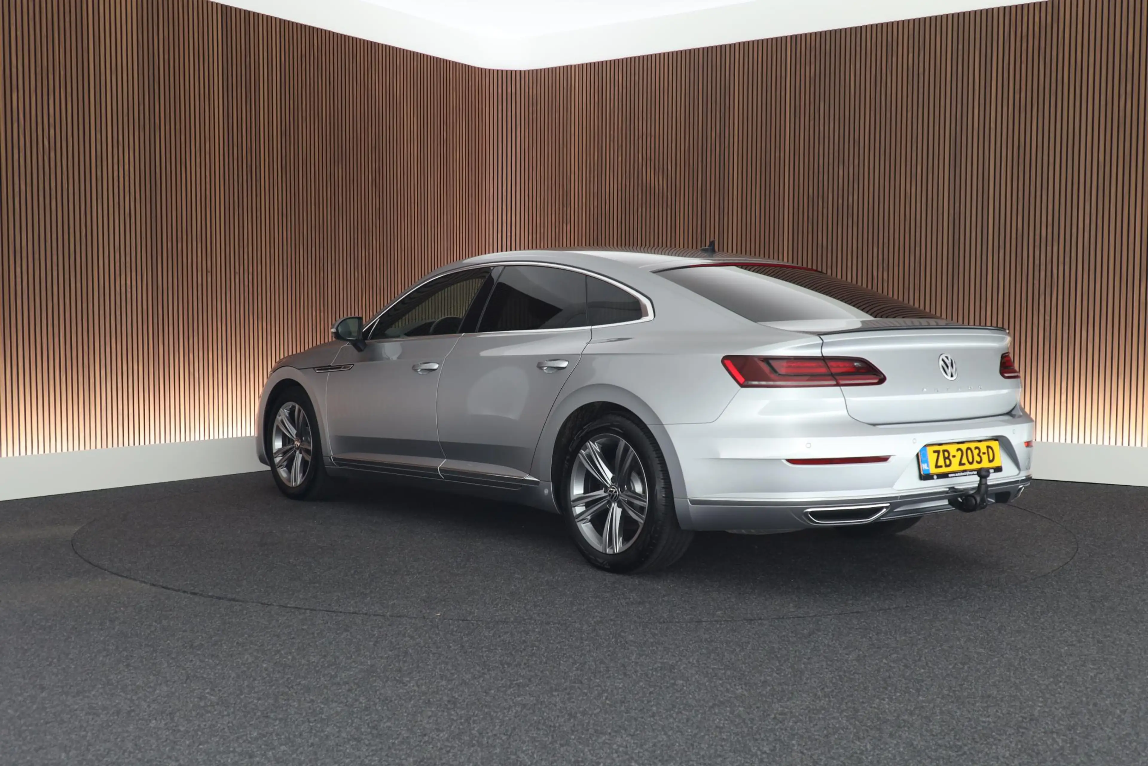 Volkswagen Arteon 1.5 TSI 150pk DSG 2x R-Line Trekhaak Stoelverwarmi — photo 7