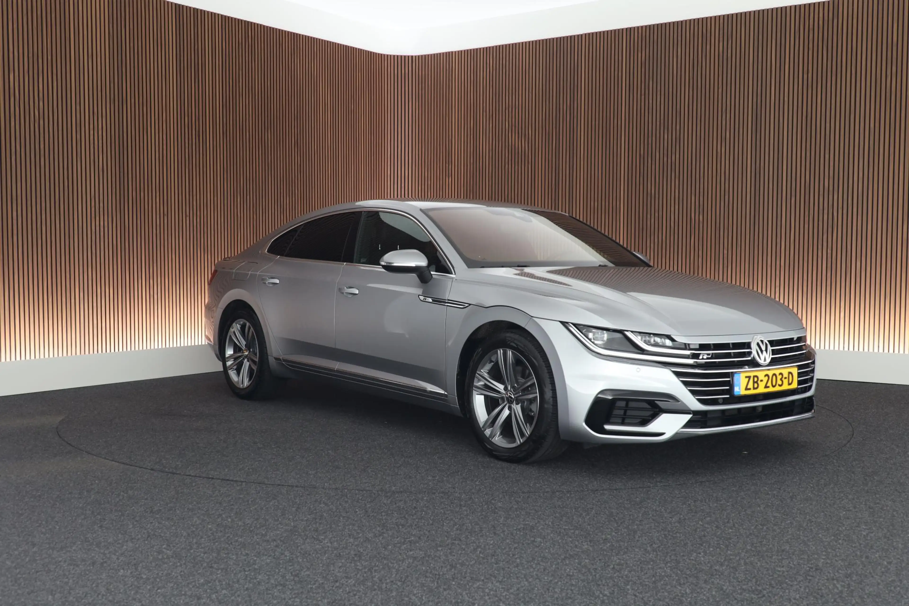 Volkswagen Arteon 1.5 TSI 150pk DSG 2x R-Line Trekhaak Stoelverwarmi — photo 10
