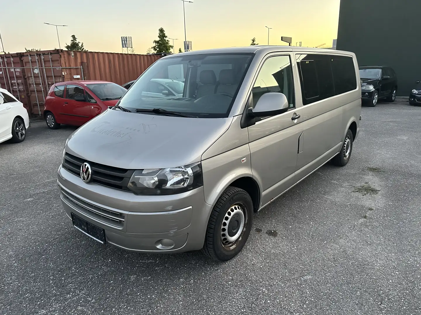 Volkswagen T6 Kombi 2.0TDI,4-motion,140PS, 9-Sitzer,Standheizung Gold - 1