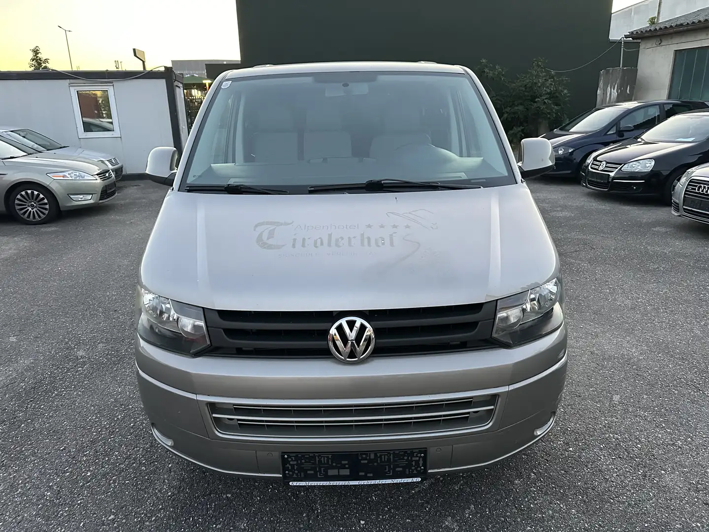 Volkswagen T6 Kombi 2.0TDI,4-motion,140PS, 9-Sitzer,Standheizung Gold - 2