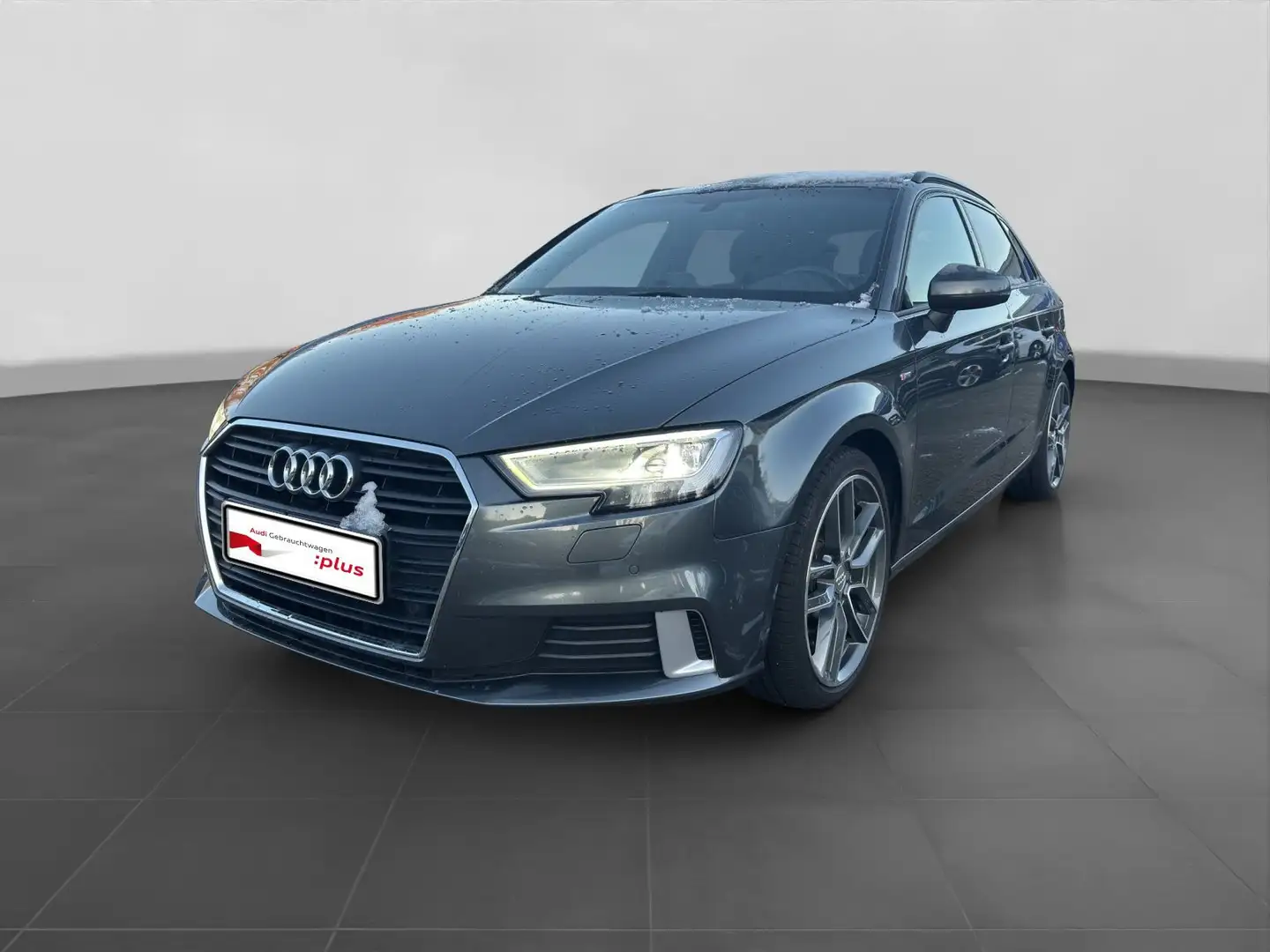 Audi A3 35 TFSI S LINE LM18 LED NAVI+ SITZH Grau - 2