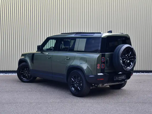 Land Rover Defender view 20