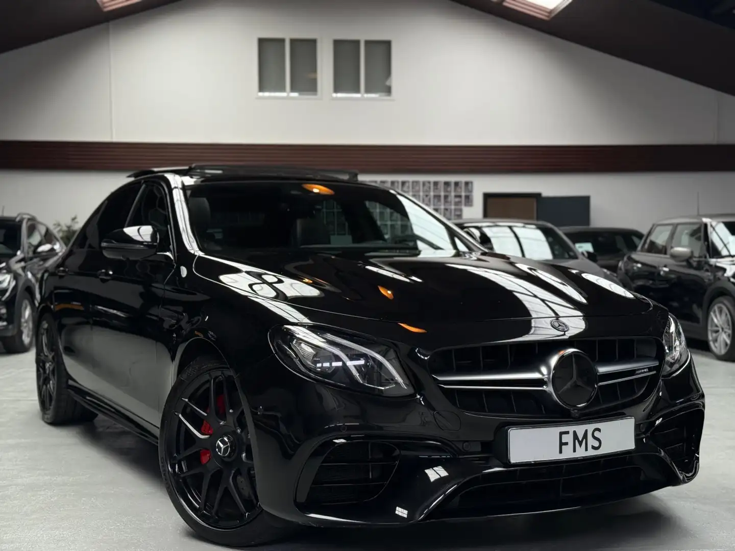 Mercedes-Benz E 63 AMG E63 S 4MATIC Panorama 612PK CarPlay Negro - 2