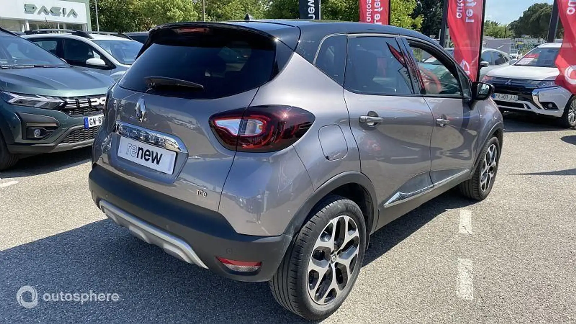 Renault Captur 0.9 TCe 90ch energy Intens - 2