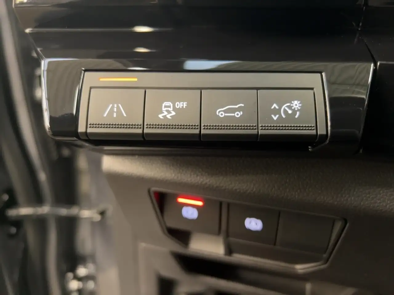 Renault Espace 6 TECHNO E-TECH 200 FULL HYBRID 7-SITZER 16