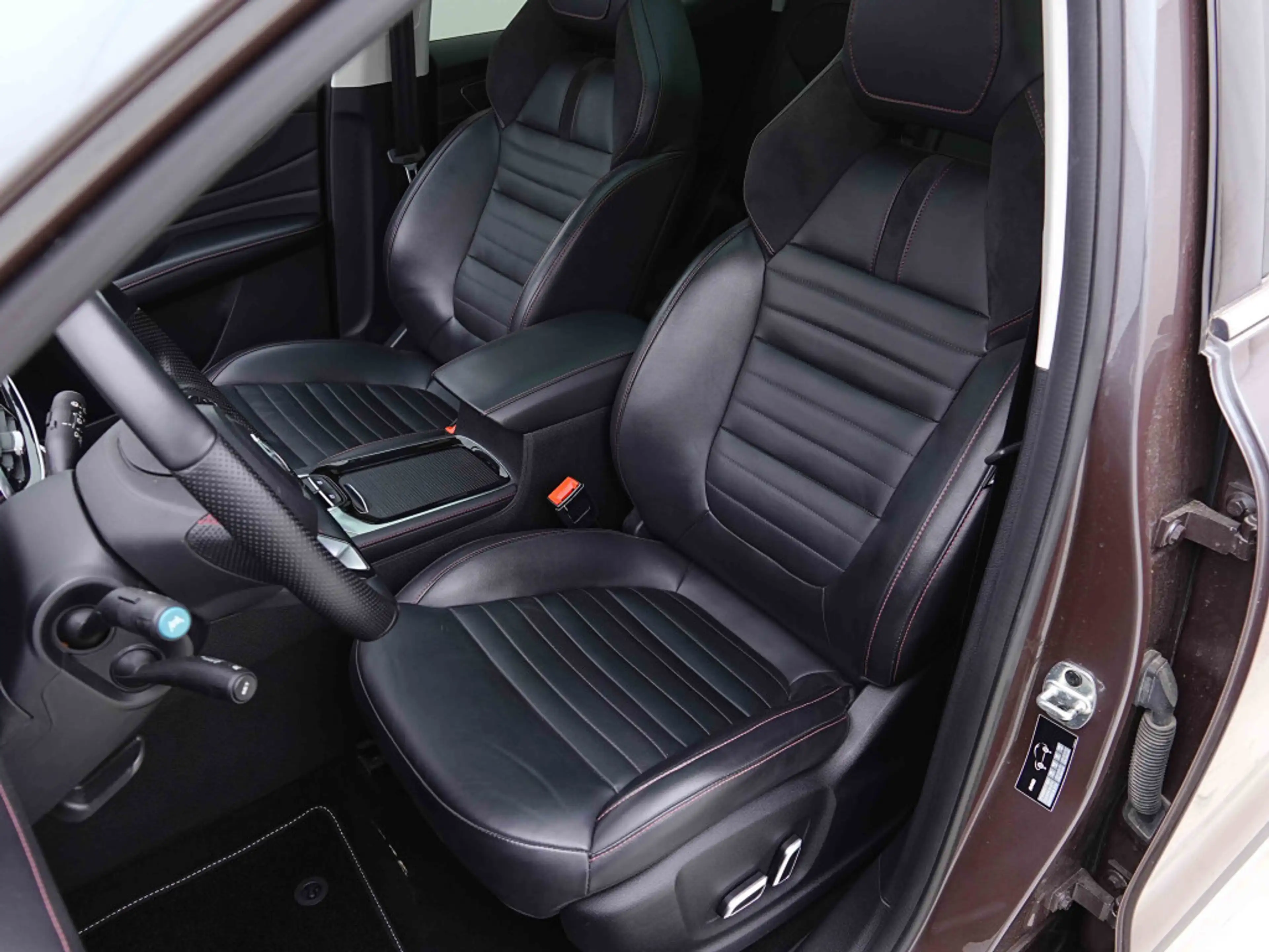 MG HS 1.5 T-GDi 162 Luxury | Pano | Leather | 360Cam | GPS | LED | ALU18 — photo 7