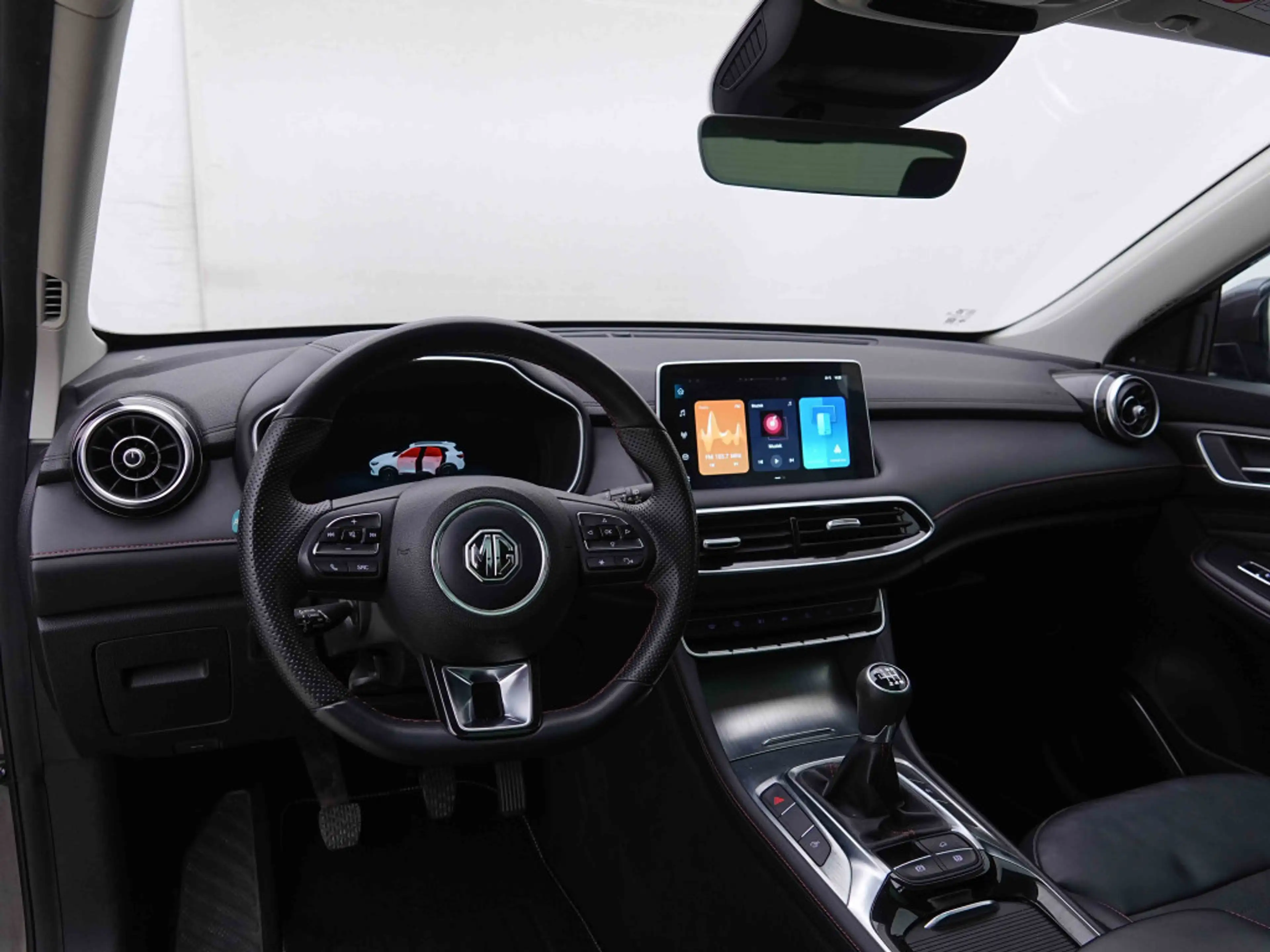 MG HS 1.5 T-GDi 162 Luxury | Pano | Leather | 360Cam | GPS | LED | ALU18 — photo 8