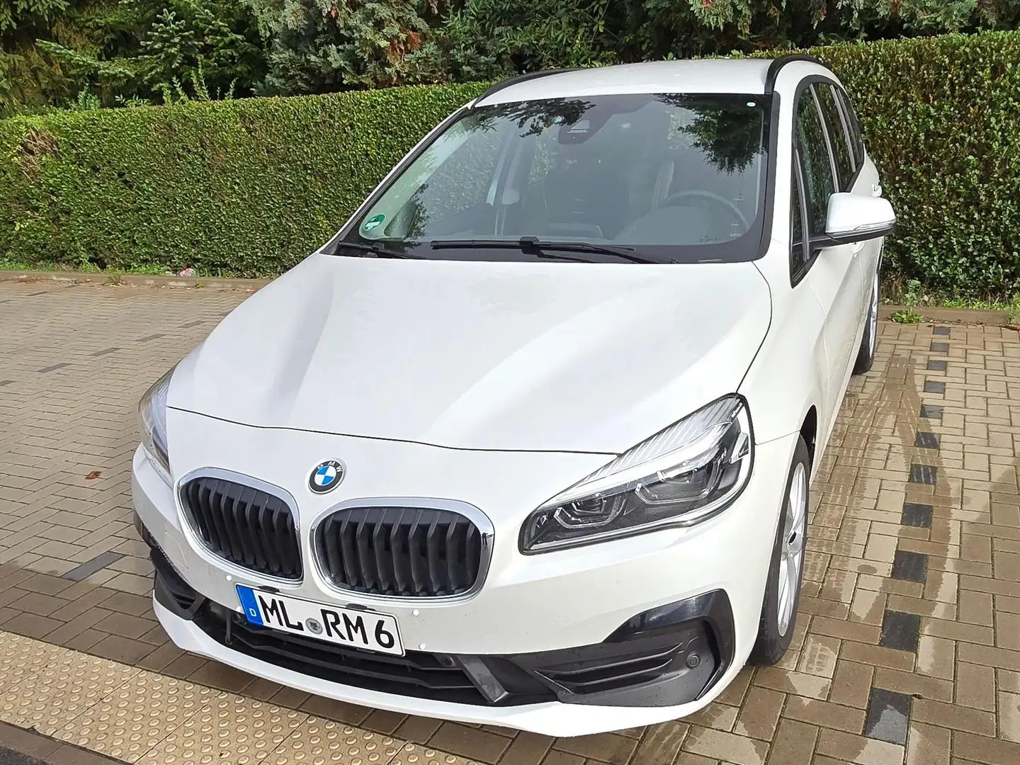BMW 218 GranTourer xDrive LEDLicht SportsitzeBusinessPaket Weiß - 2