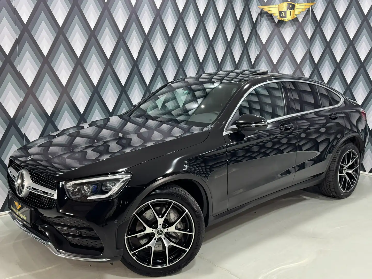Mercedes-Benz GLC 200 Coupe 4MATIC Aut. // AMG LINE // BURMESTER // Schwarz - 2