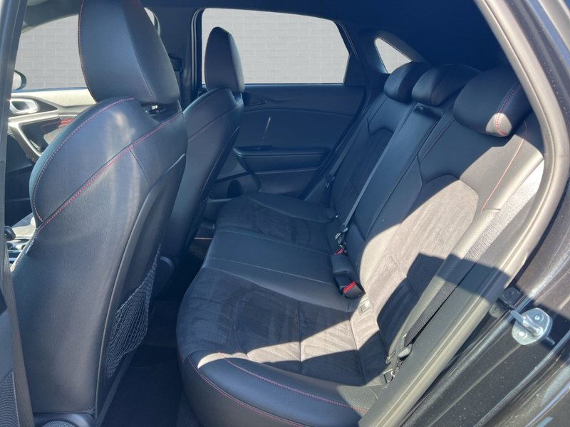 Kia Ceed / cee'd 1.6T GT +Allwetter Navi JBL Alcantara LED SH LH PD — photo 14
