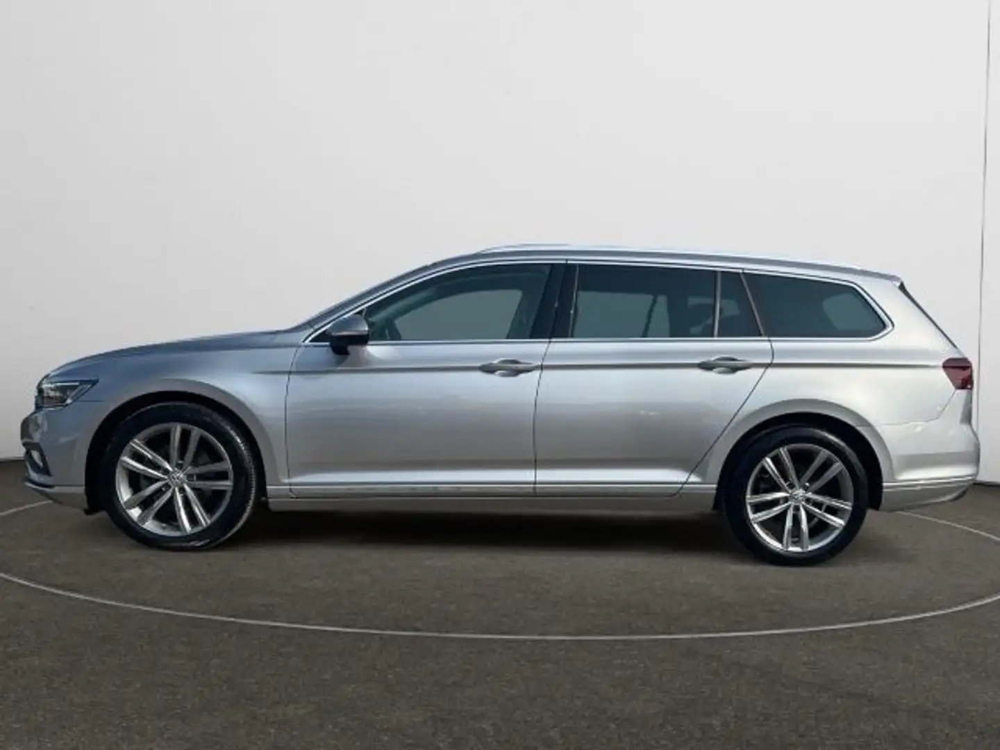 Volkswagen Passat Variant 2.0 TDI DSG 4M Elegance Navi,AHK, Silber - 2