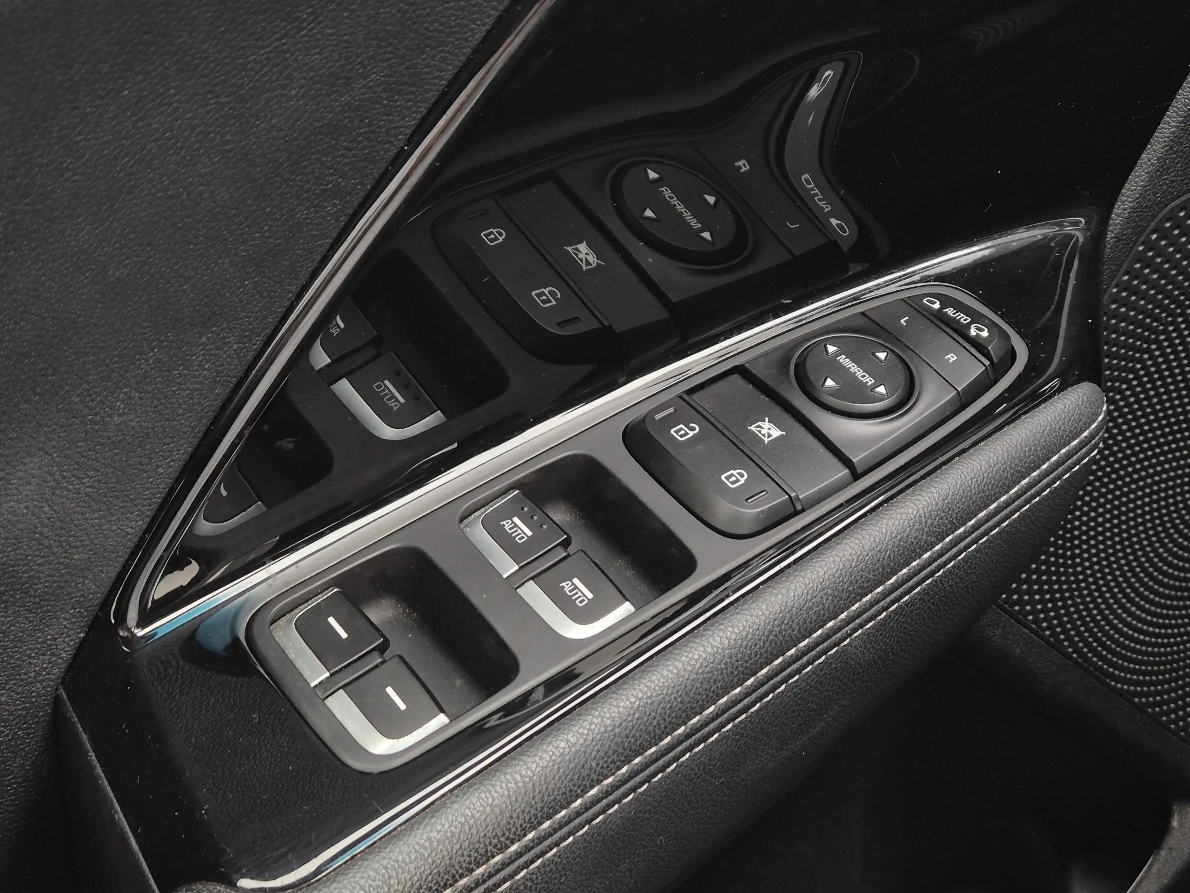 Kia Niro 1.6 GDi Hybrid DynamicLine | Automaat | Trekhaak | — photo 21