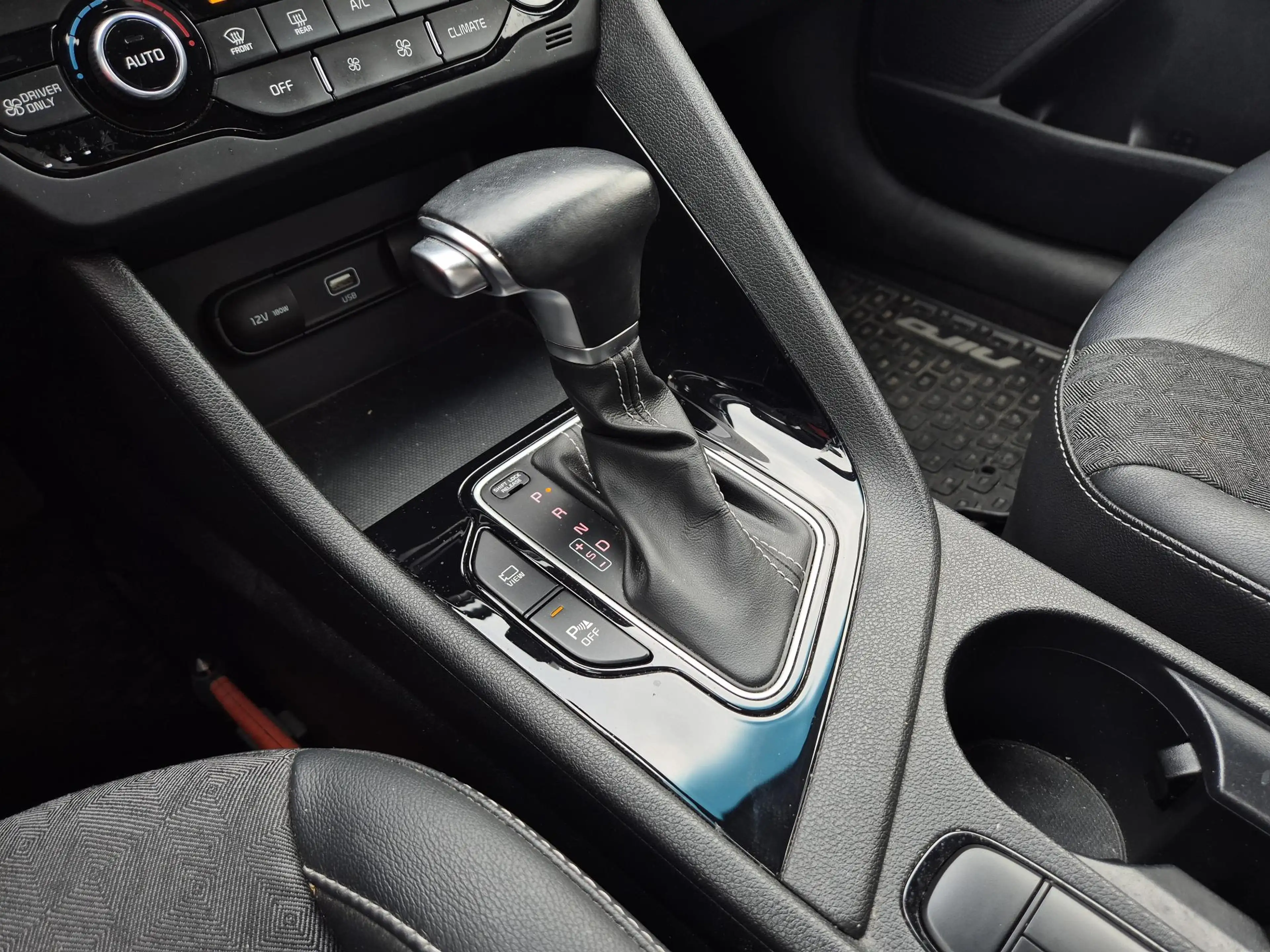 Kia Niro 1.6 GDi Hybrid DynamicLine | Automaat | Trekhaak | — photo 25