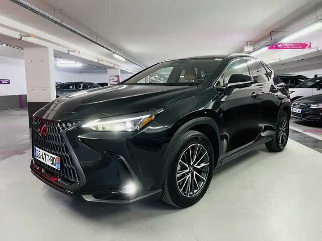 Lexus NX 450h+ 450H+ 4WD LUXE*** état neuf!*** TVA***