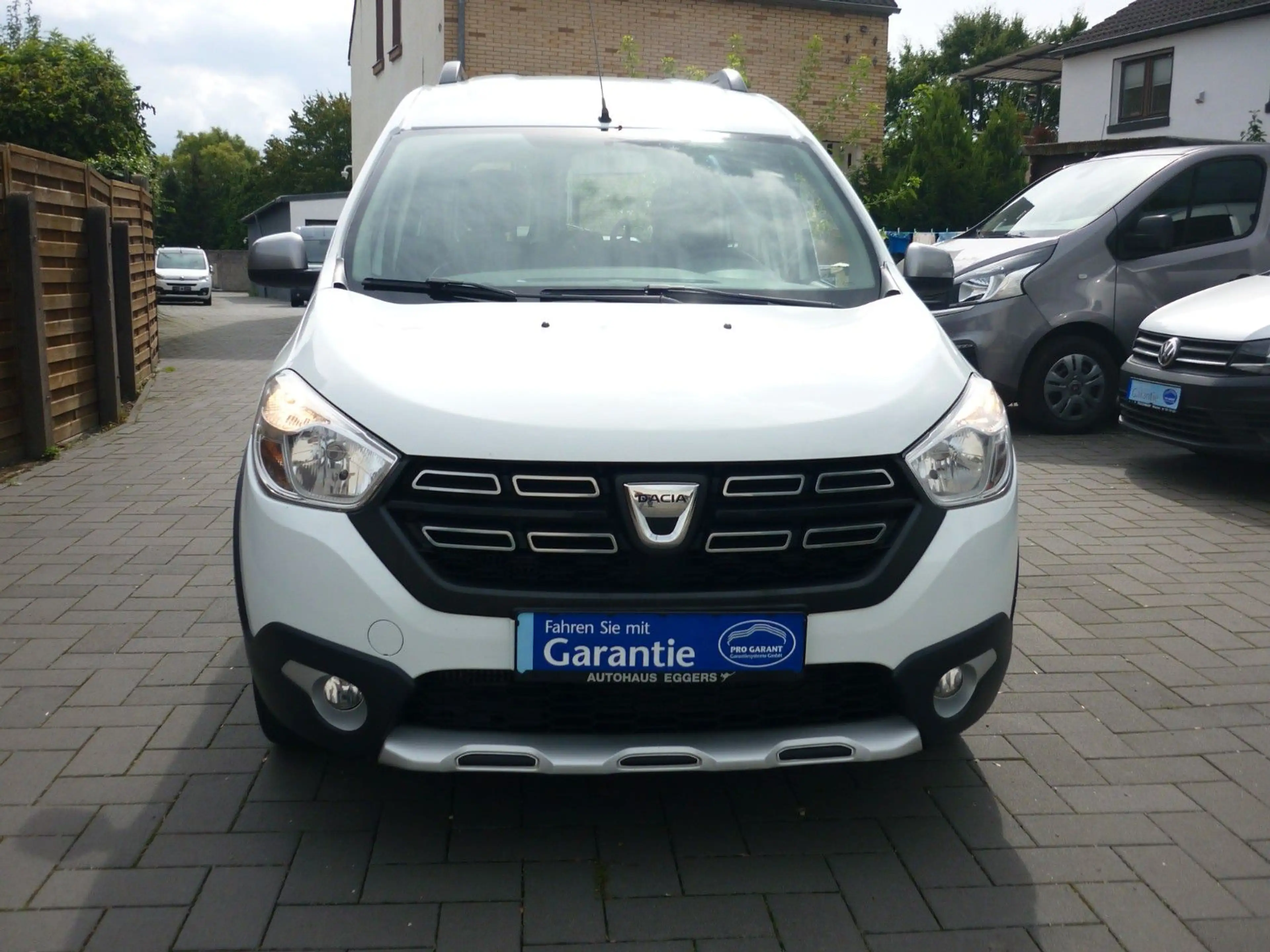 Dacia Dokker DOKKER 1,5DCI 90 STEPWAY-CELEBRATION+NAVI+TOP ! — photo 2